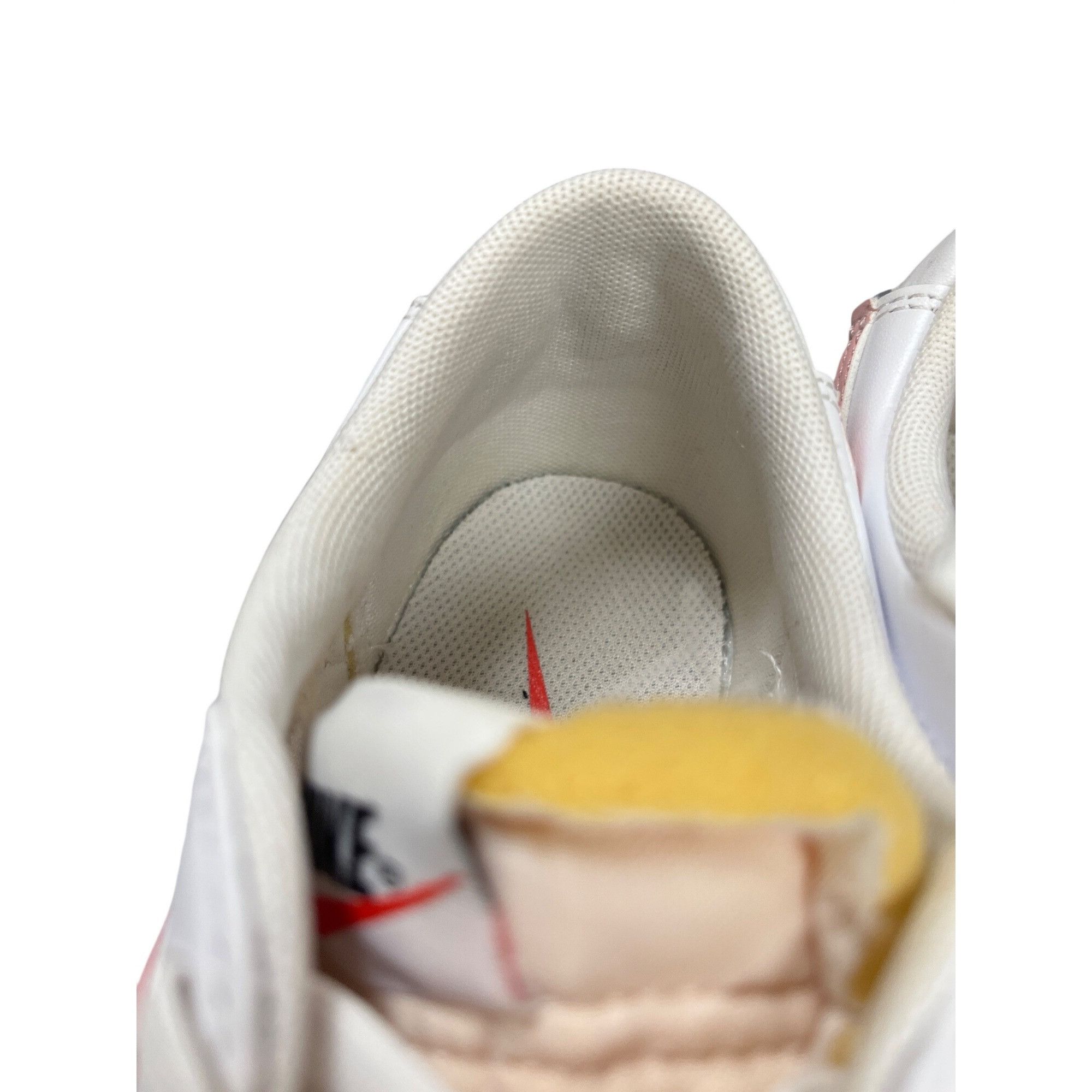 Nike Nike Blazer low wms white pink platform sneakers shoes sz 8 Size US 8 / IT 38 - 9 Thumbnail