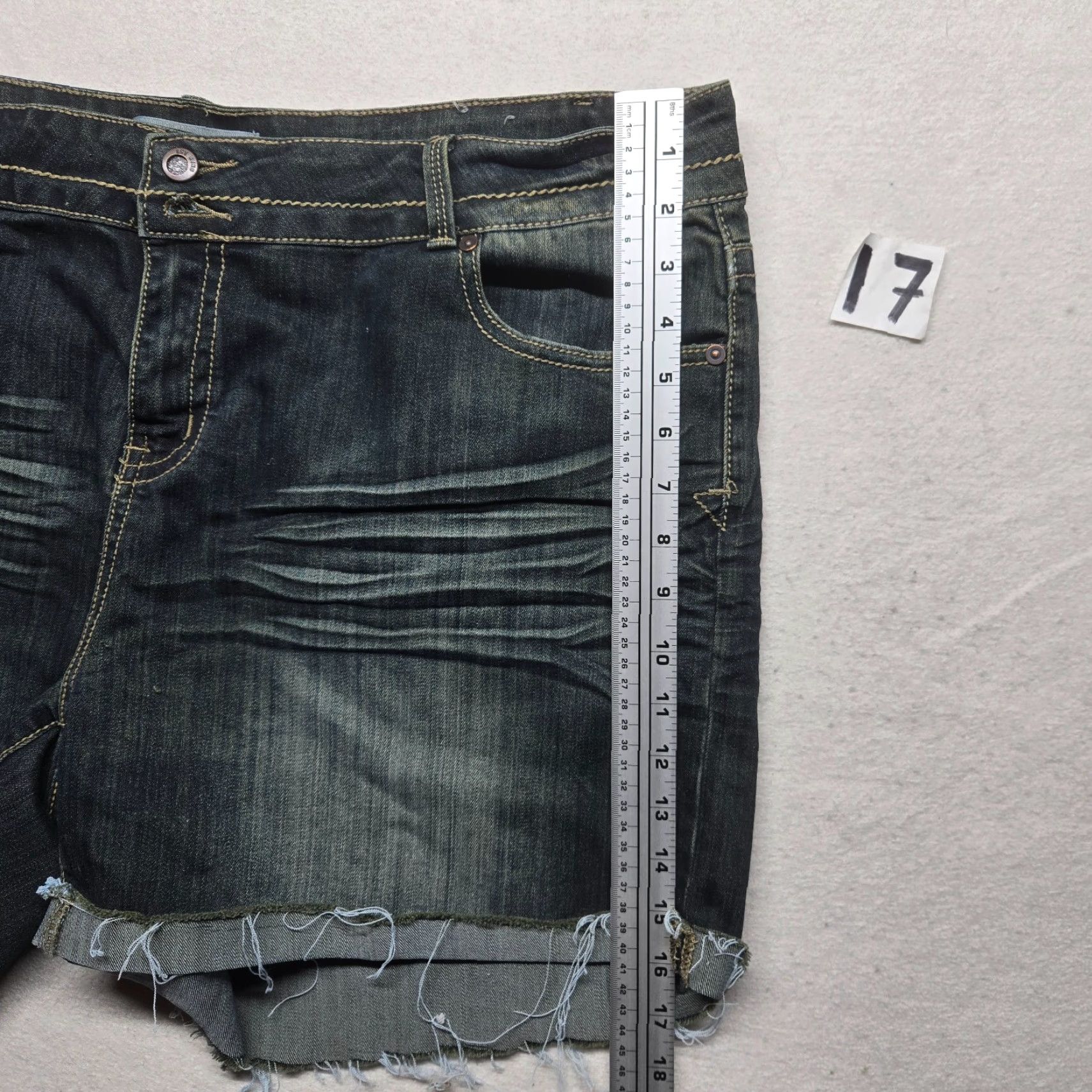 Denime 1st Kiss Denim Shorts Womens Size 24 High Rise Button Closure Blue Pant? Size 42" / US 20 - 4 Thumbnail