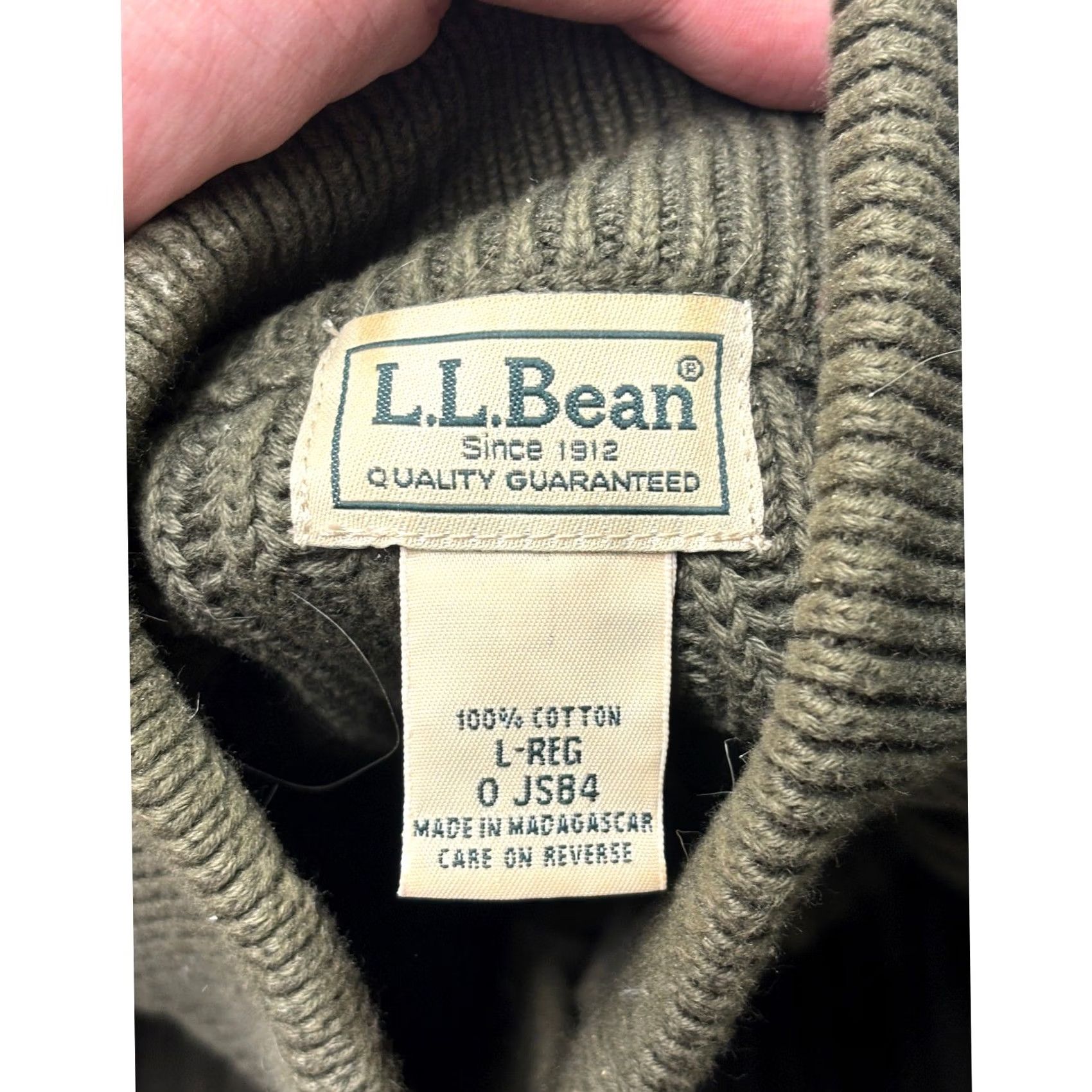 Vintage VINTAGE? Nope: LL Bean Mens Ribbed Quarter Zip Mock Neck Sweater Olive Green Cotton L REG Size US L / EU 52-54 / 3 - 2 Thumbnail