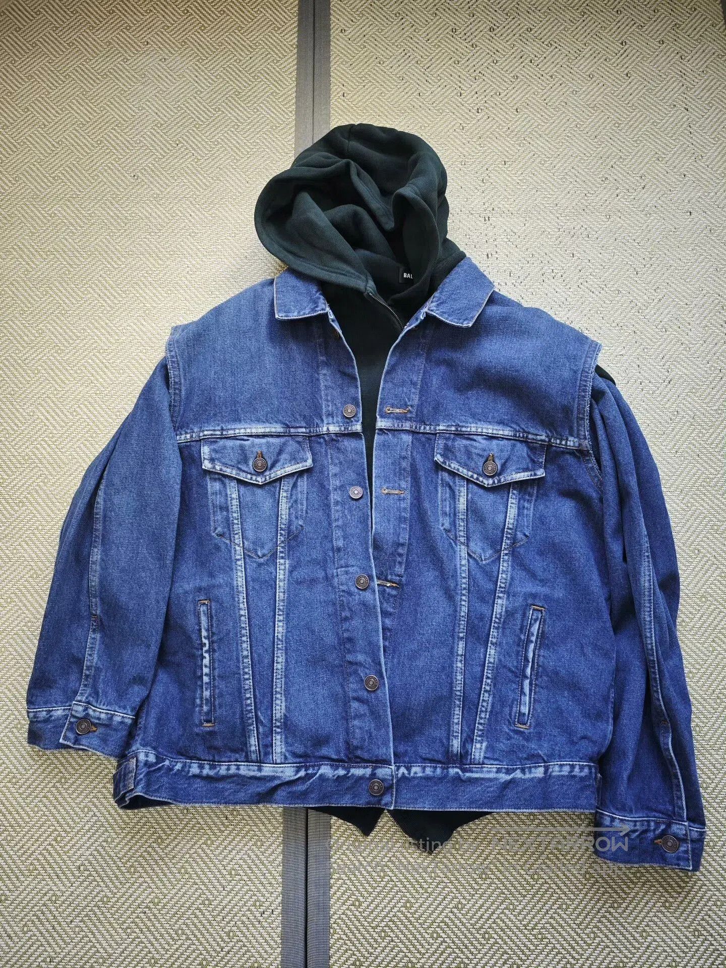Balenciaga balenciaga denim jacket and hoodie set. Size US XXL / EU 58 / 5 - 2 Thumbnail