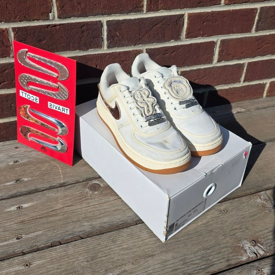 Nike × Travis Scott Nike Air Force 1 Low "Travis Scott Sail" Size US 9 / EU 42 - 1 Thumbnail