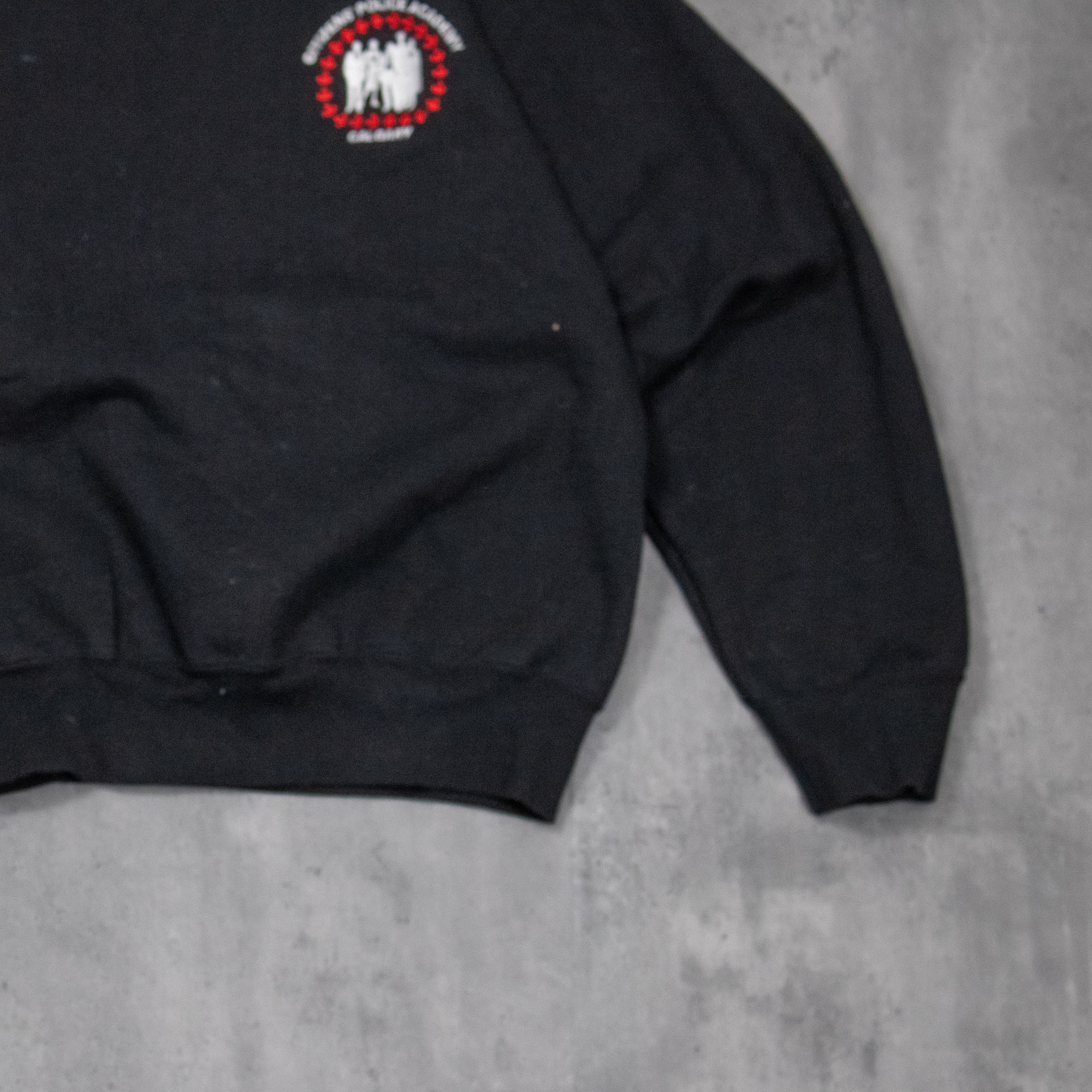 Fruit Of The Loom Vintage VTG 90's Police Heavy Weight Black Crewneck Sweater Size US S / EU 44-46 / 1 - 4 Thumbnail