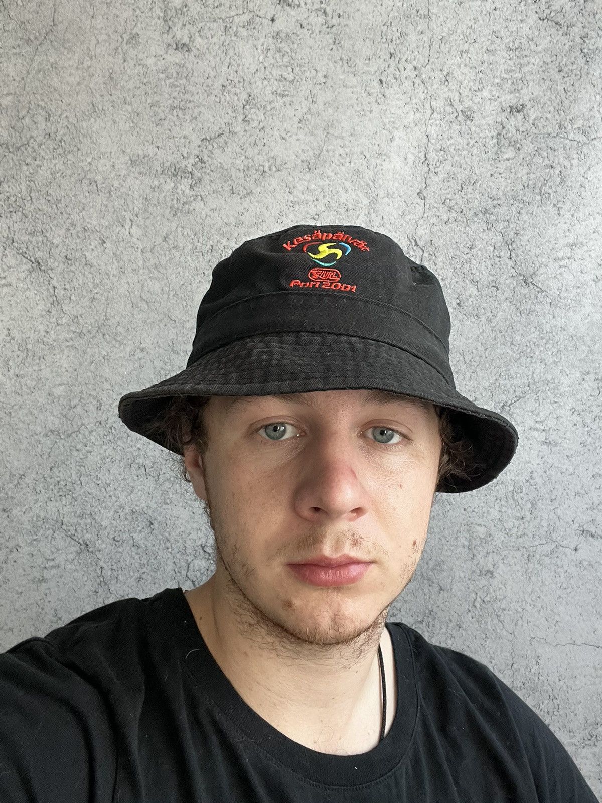Vintage Vintage Bucket Hat 2001 Y2K Style Black 00s Rare Size 42 - 2 Thumbnail
