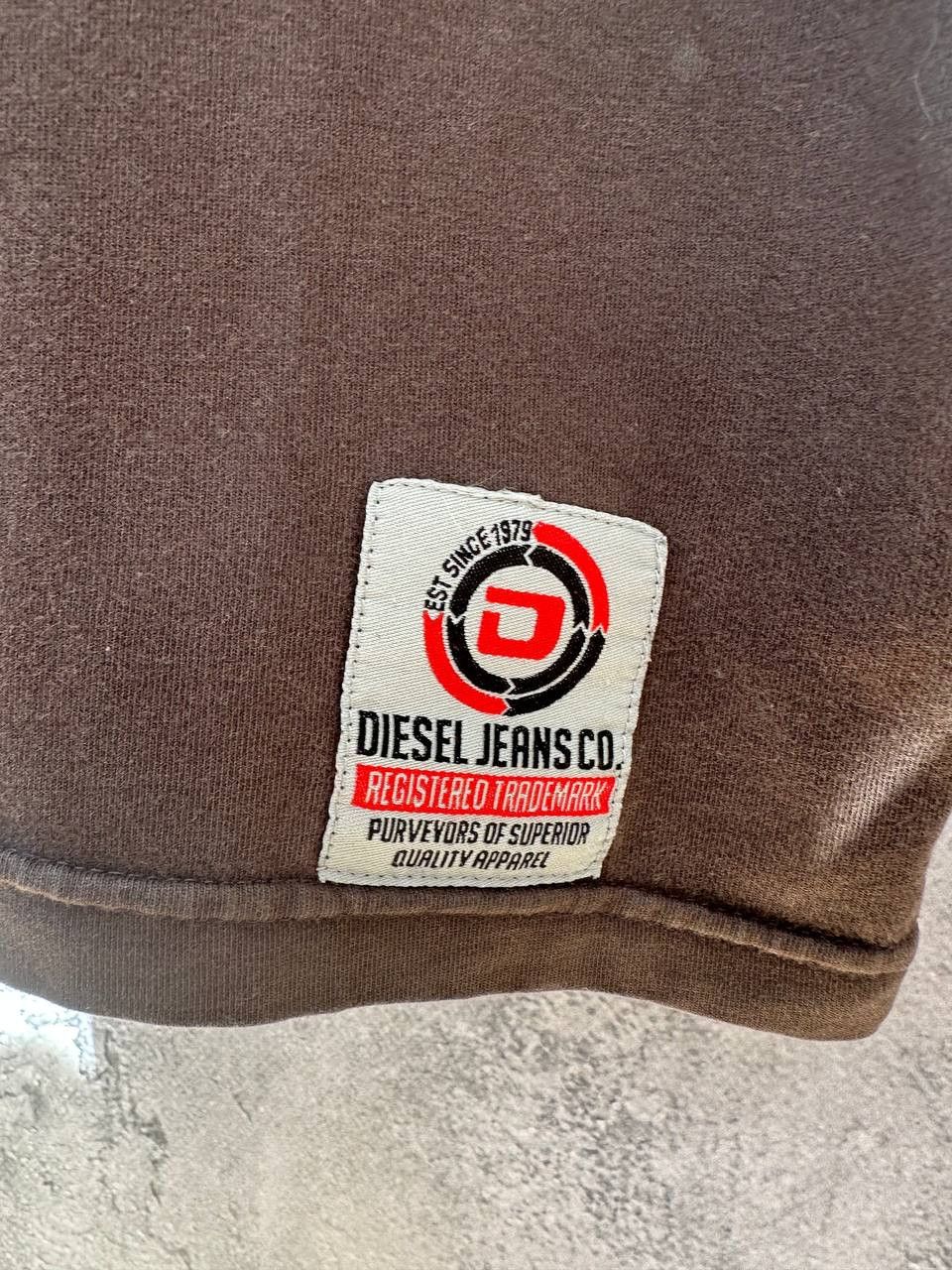 Diesel Diesel Vintage Denim Rare Crew Neck T-Shirt Tee Big Logo Size US XL / EU 56 / 4 - 5 Thumbnail