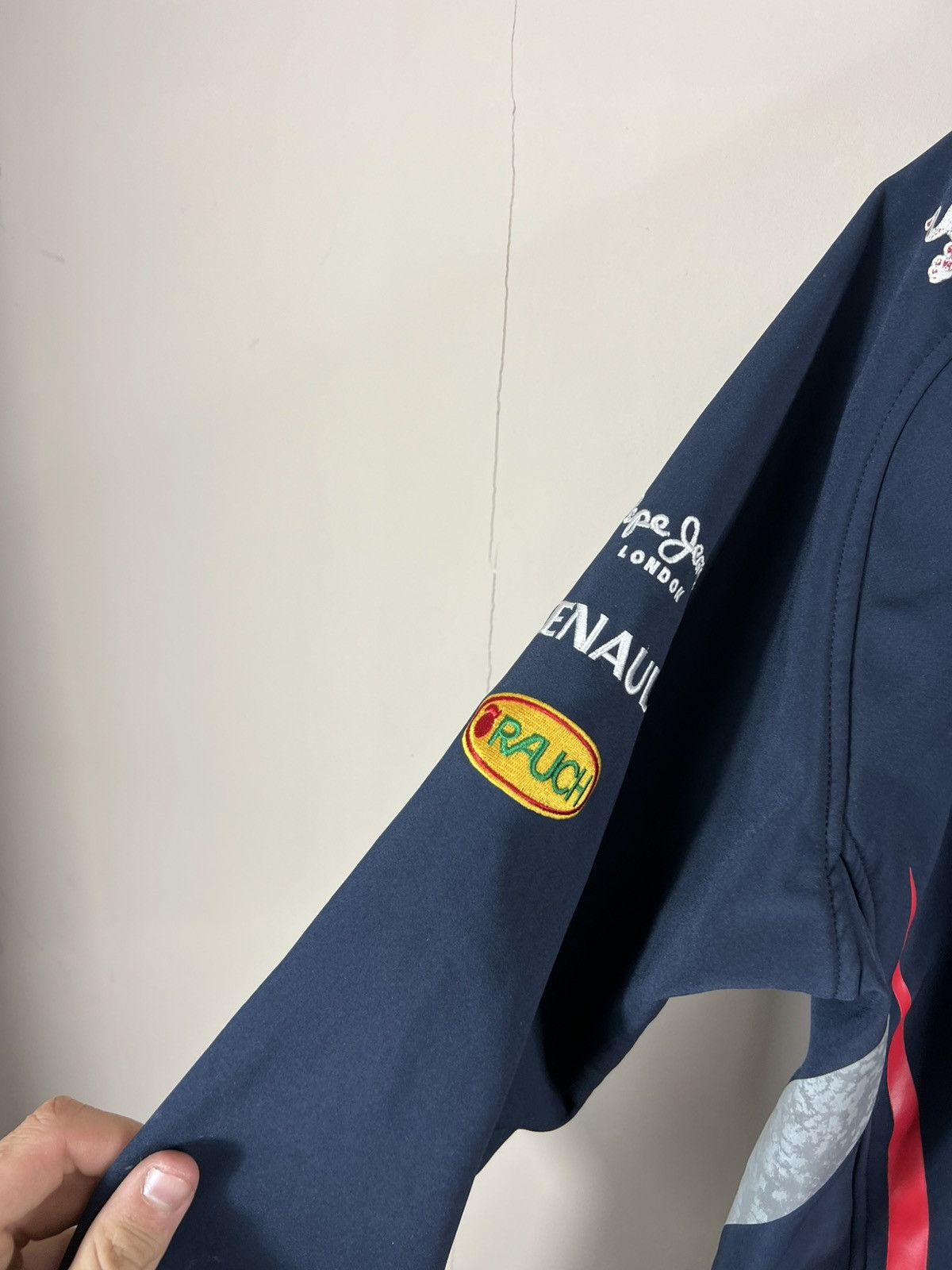Red Bull 🖤RED BULL TEAM FORMULA 1 F1 ONE RACING JACKET SIZE L Size US L / EU 52-54 / 3 - 9 Thumbnail