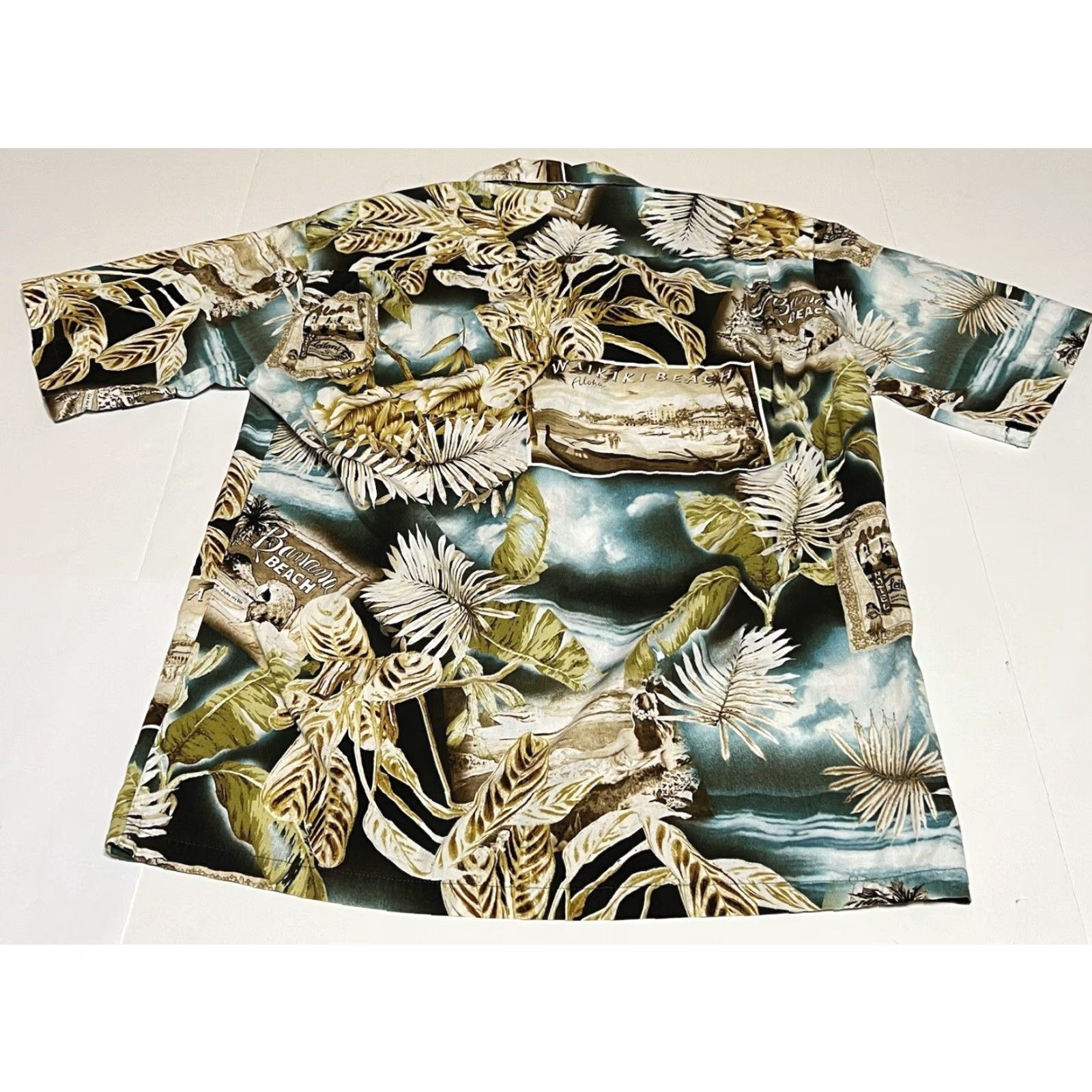 Hilo Hattie VINTAGE Hilo Hattie Hawaiian Original Aloha Waikiki Beach Button Shirt Mens Size Small Size US S / EU 44-46 / 1 - 3 Thumbnail
