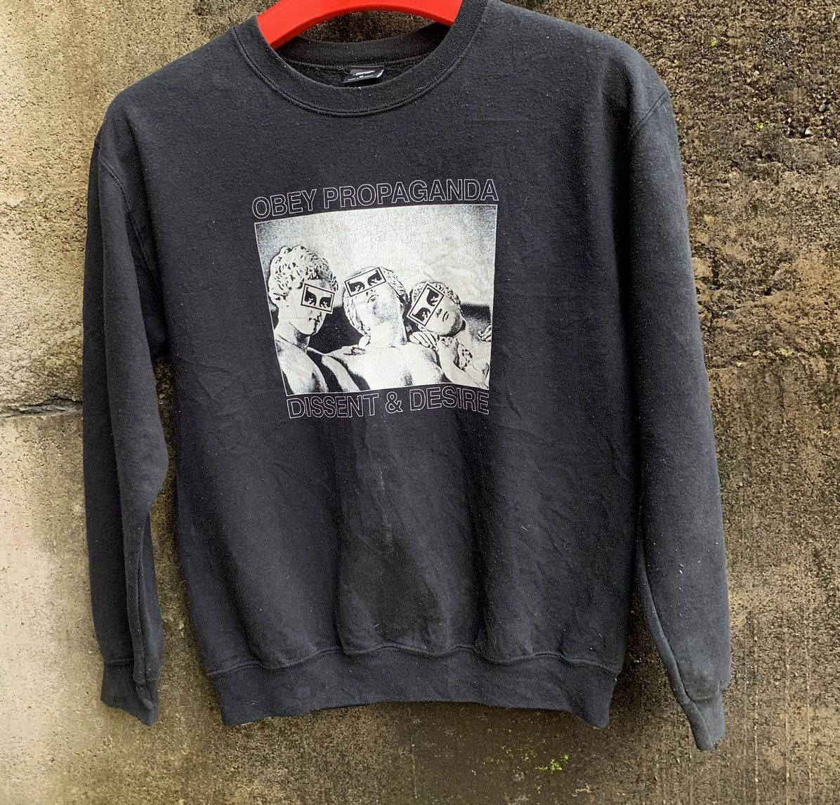 Japanese Brand × Obey Y2K OBEY PROPAGANDA DISSENT AND DESIRE SWEATSHIRT Size US M / EU 48-50 / 2 - 1 Thumbnail