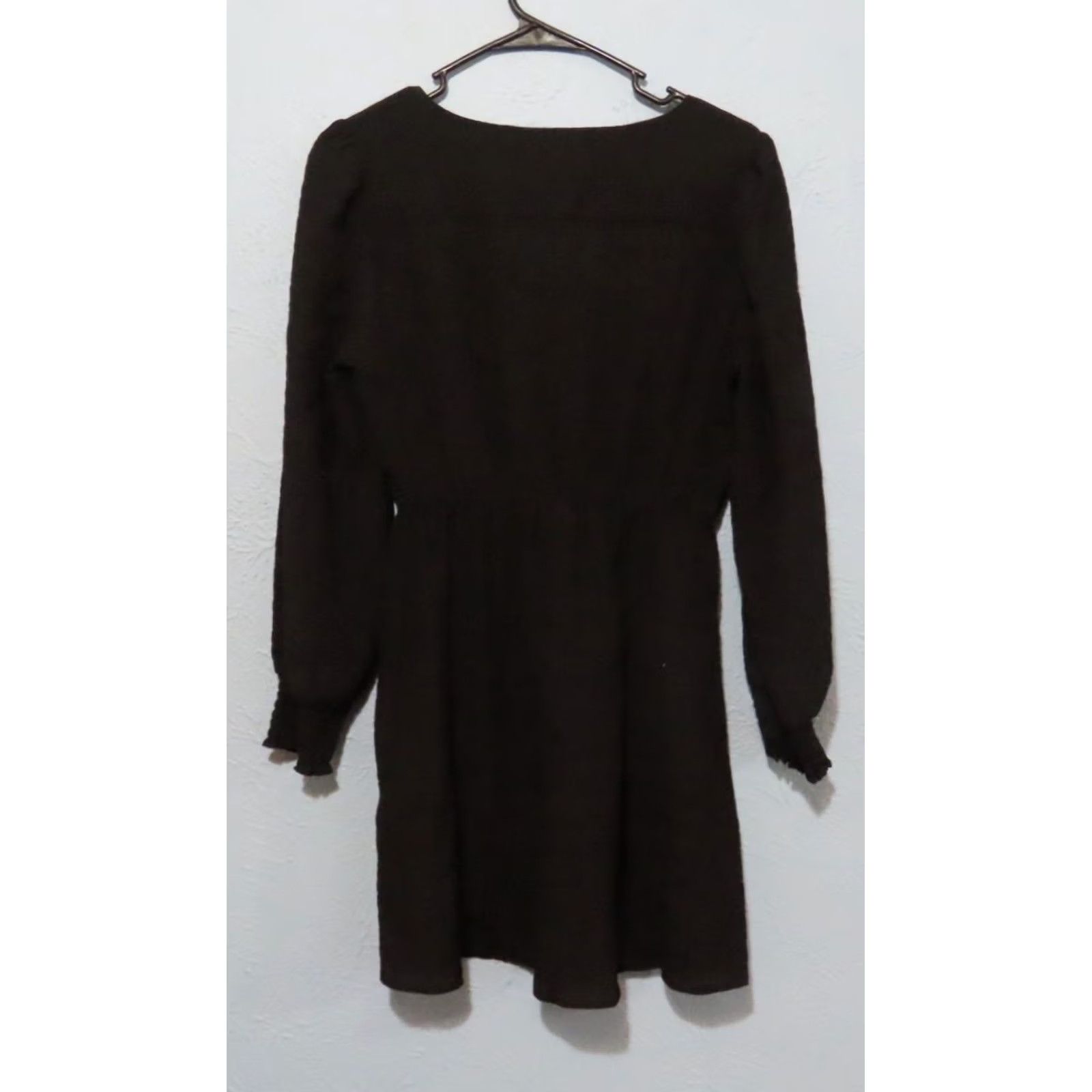 BB Dakota BB Dakota by Steve Madden Cora Black Long Sleeve Mini Dress Small Women V-Neck A-Line Pullover Solid Black Dress Short Sleeve No Hand Wash Size S / US 4 / IT 40 - 5 Thumbnail