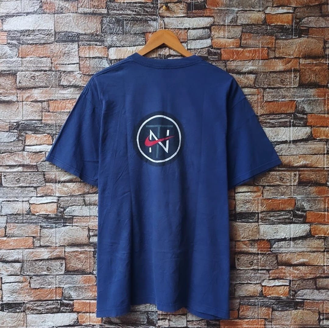 Nike × Vintage Vintage Nike Town New York City Tshirt Size US L / EU 52-54 / 3 - 1 Thumbnail
