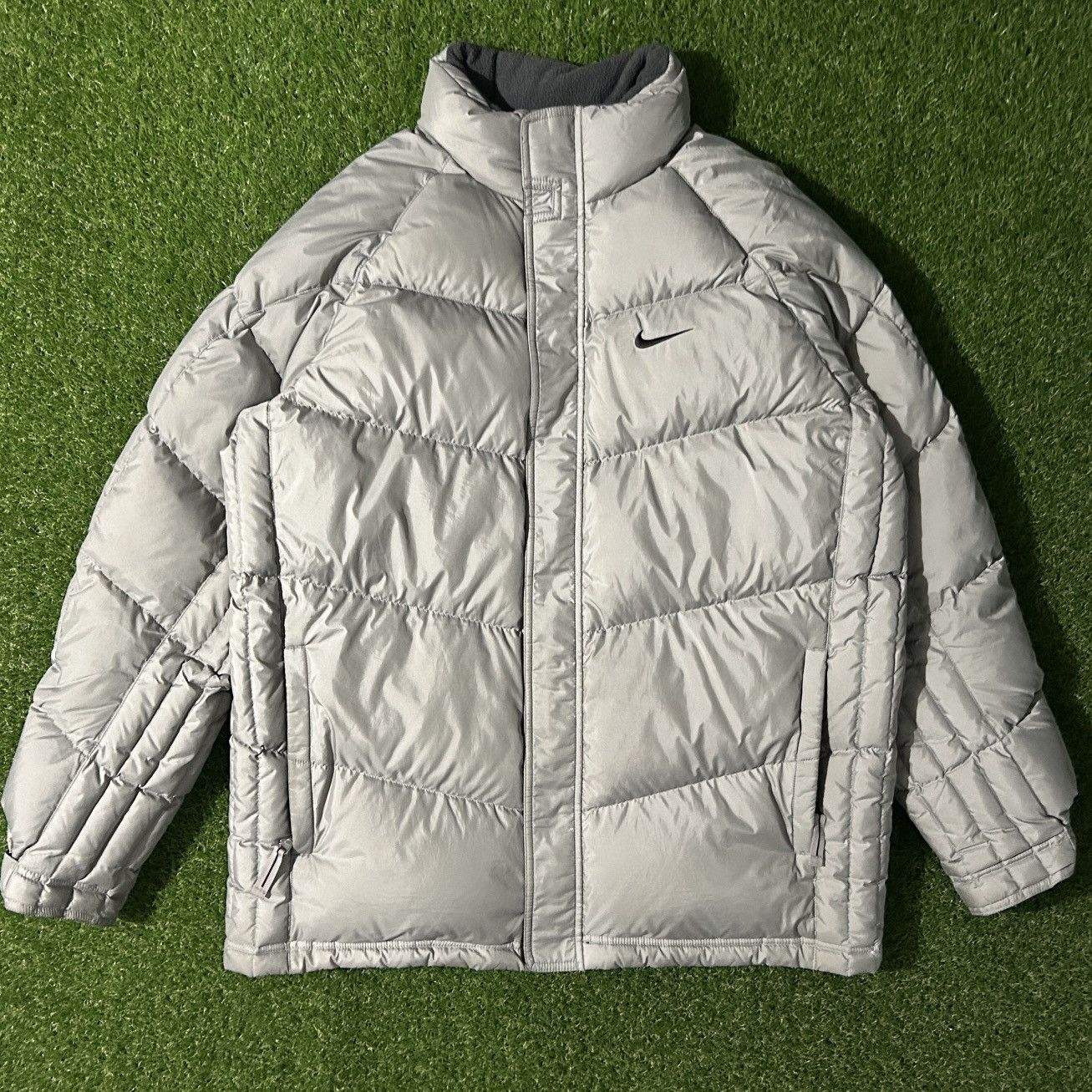Nike Mens Vintage Y2K Nike Puffer Down Coat Jacket Sz Large Size US L / EU 52-54 / 3 - 1 Thumbnail