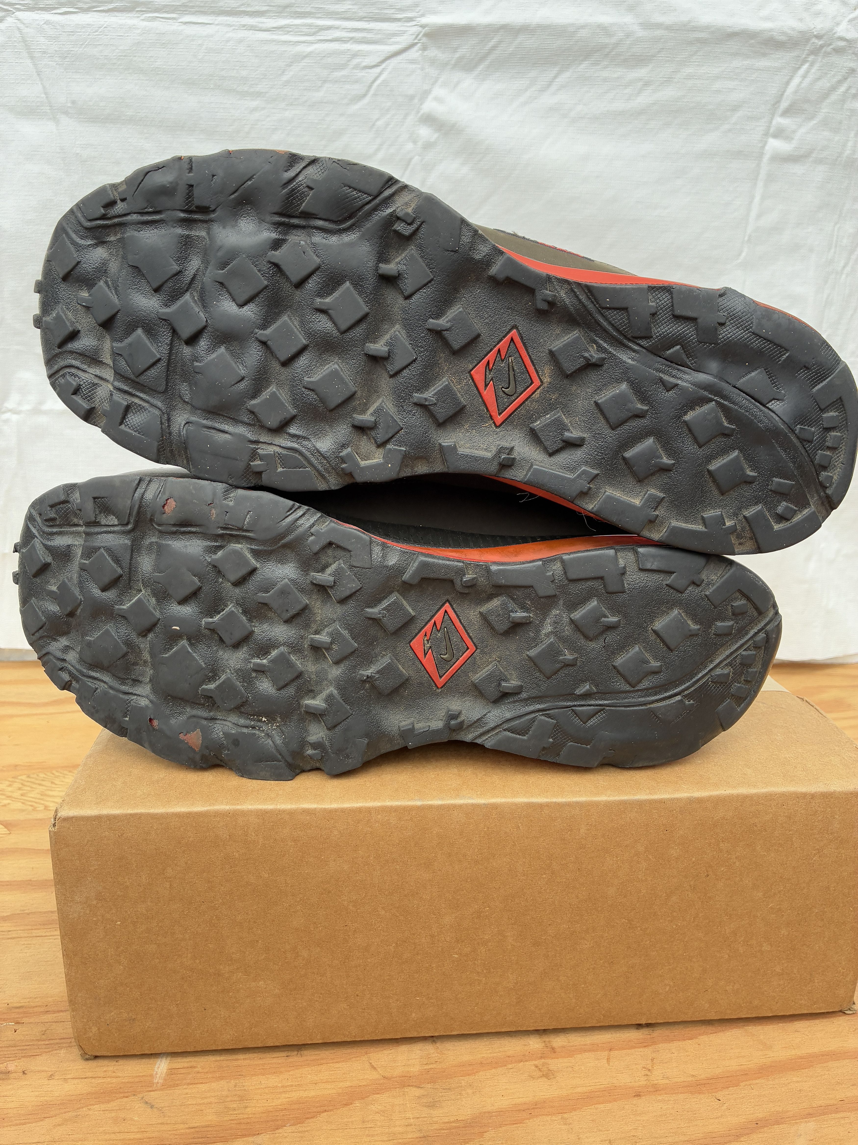 Nike Nike Air Max Terra Sertig Granite/Sunburst-Smoke 537695-060 Size US 12 / EU 45 - 6 Thumbnail