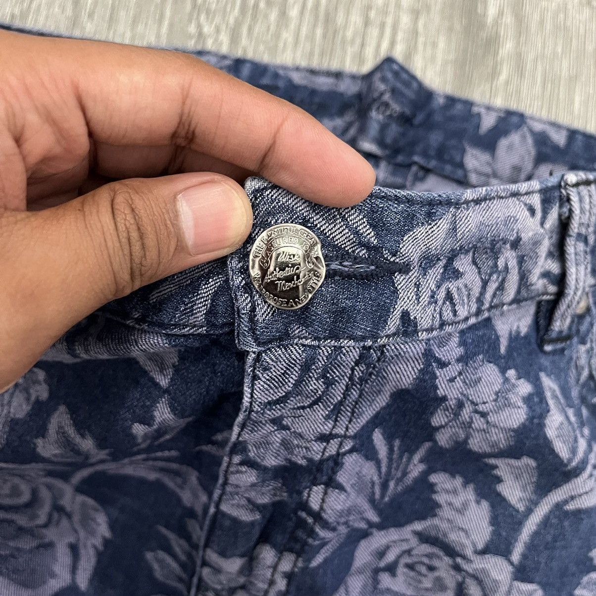 Japanese Brand The Vintage Standard Stretch Flower Patterned Blue Jeans Size US 38 / EU 54 - 6 Thumbnail