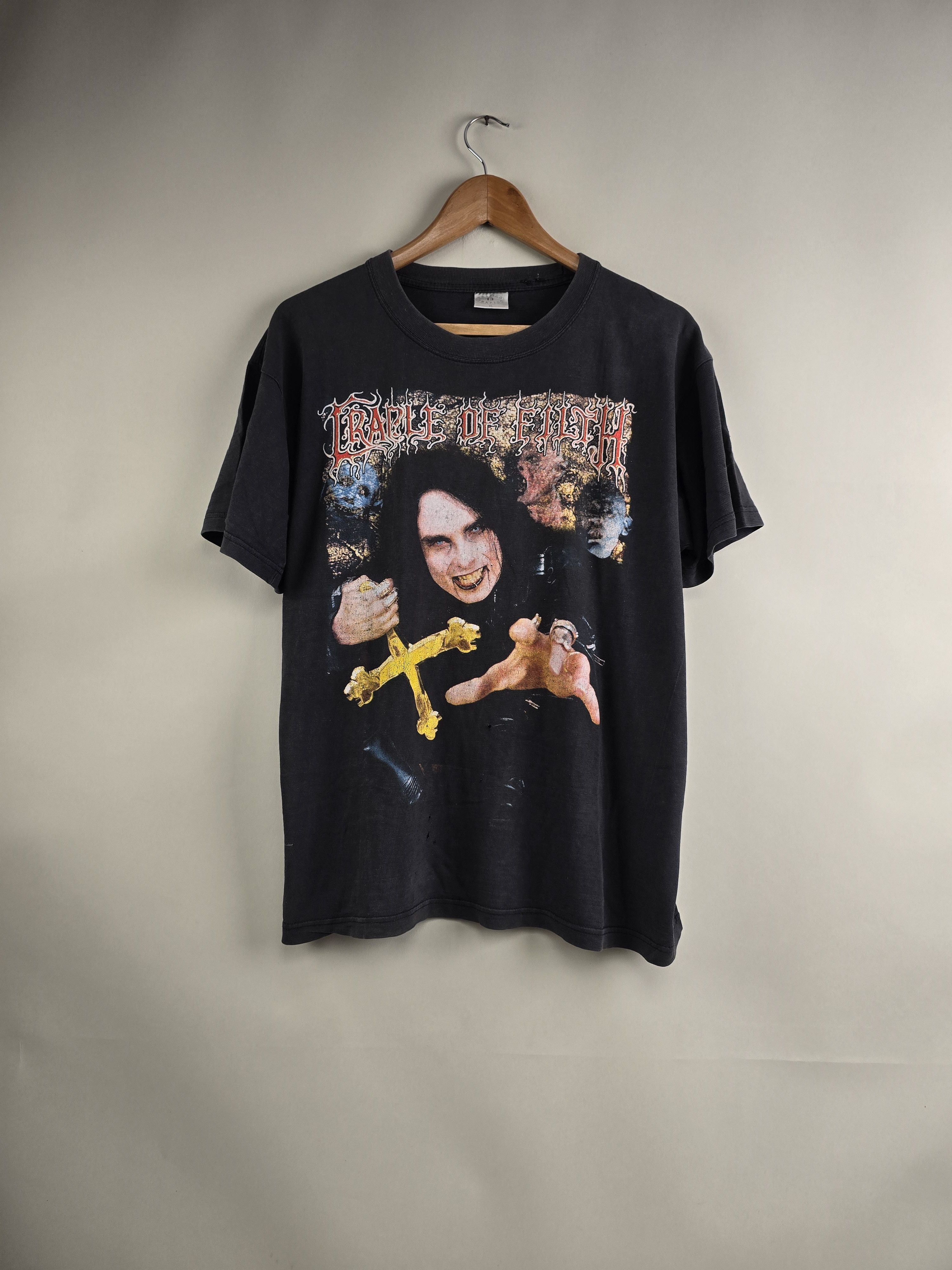 image of Band Tees x Rock Tees 90's Cradle Of Filth Dani Filth Bootleg XL 22.5" 26.5" in Black, Men's