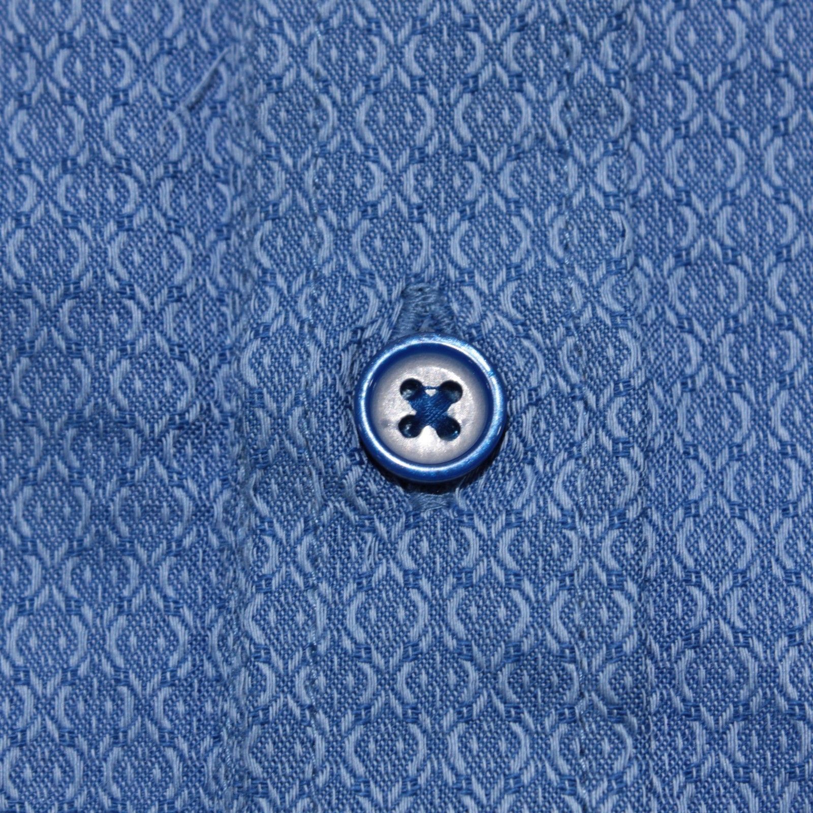 Robert Graham Robert Graham New with tags Shirt Size M US In Blue Size US M / EU 48-50 / 2 - 2 Thumbnail