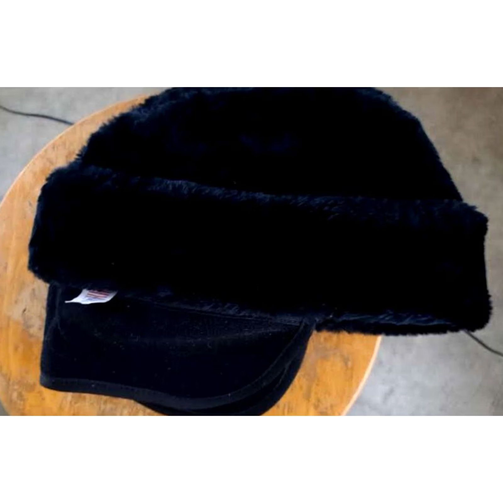 Vintage VINTAGE East Germany Guardsmark Military Police Fur Winter Hat XL Black Mens USA Size ONE SIZE - 4 Thumbnail