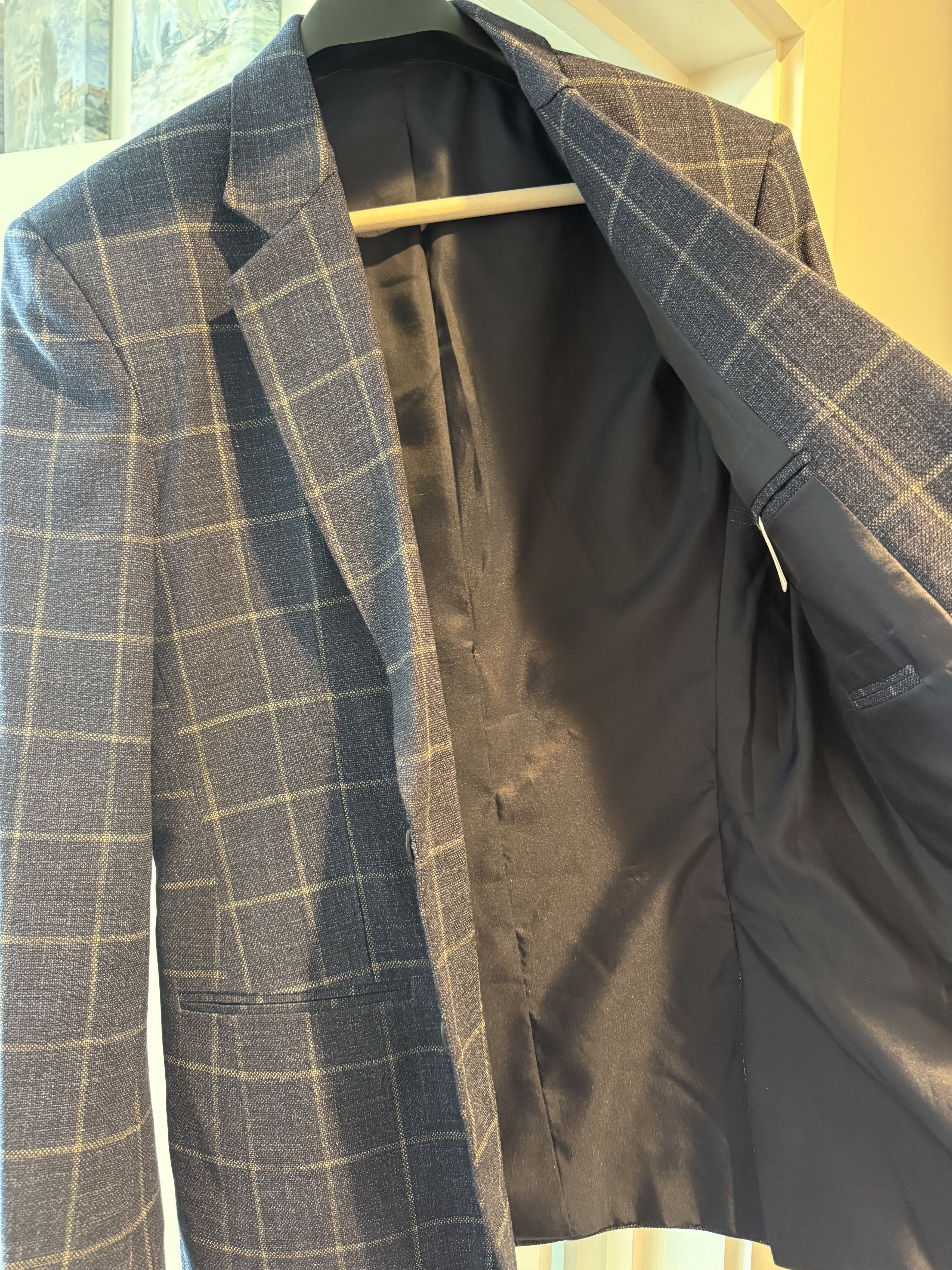 Other Custom Italian Blazer - Designed by Sahar Al Aufi Size 38R - 1 Thumbnail