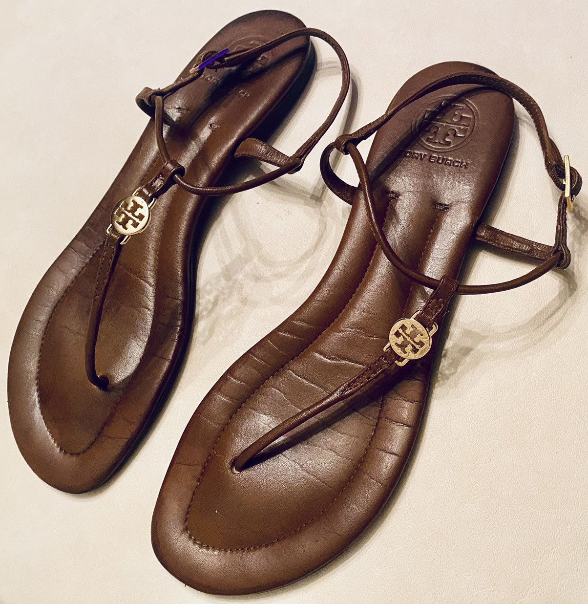 Tory Burch Tory Burch Brown Logo Coin T-Strap Leather Emmy Sandals 10.5 Size US 10.5 / IT 40.5 - 1 Thumbnail