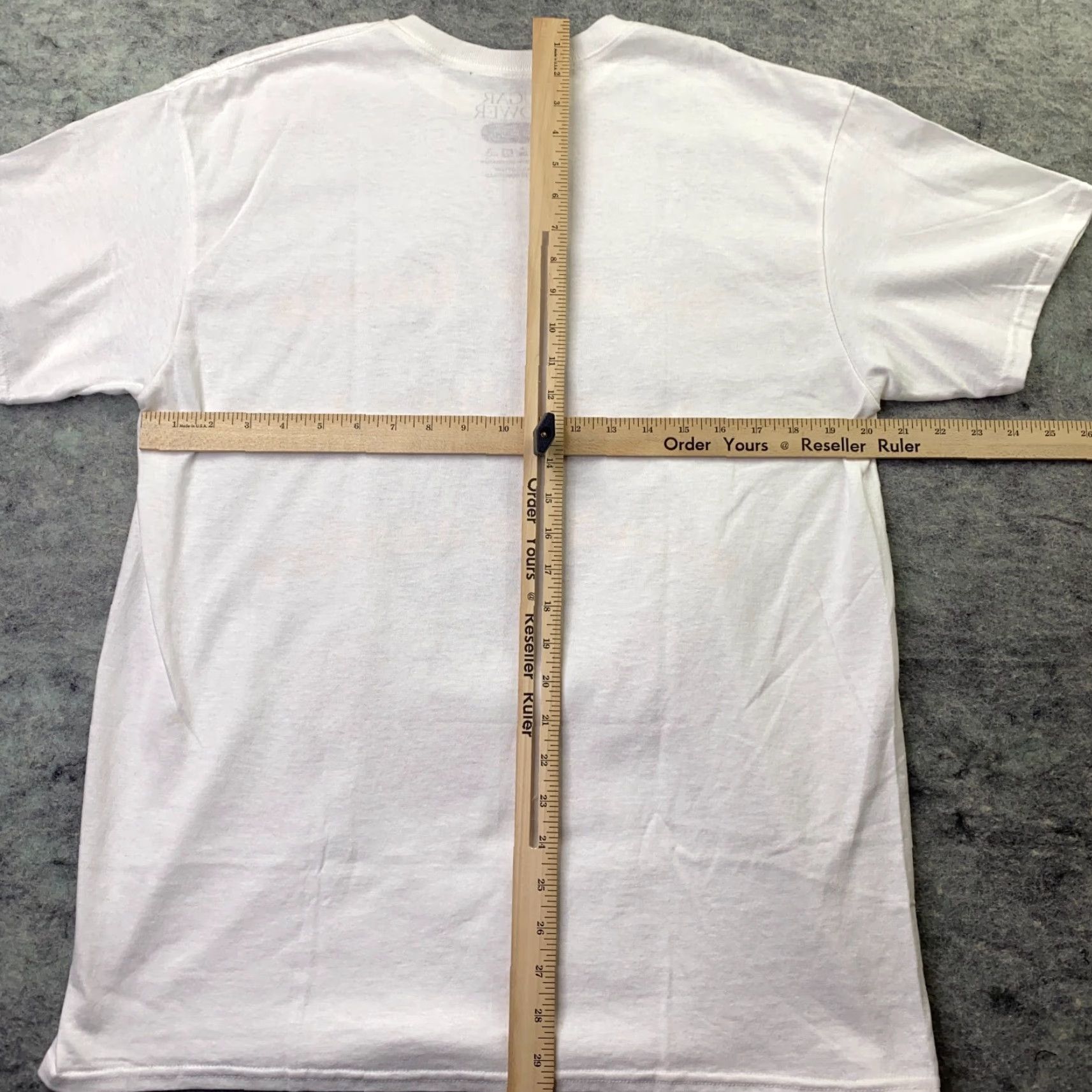Vintage Virgin Mary Mens Shirt L White Sugar Flower T-Shirt Crew Neck Short Sleeve Classic Jersey Cotton Rose Graphic Print 90s? Size US L / EU 52-54 / 3 - 6 Thumbnail