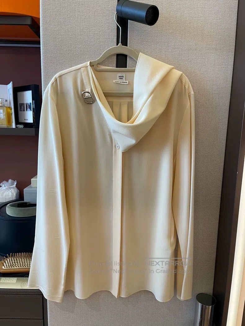 Hermes Hermes Ribbon shirt, ivory color, 100% mulberry silk Size XS / US 0-2 / IT 36-38 - 1 Thumbnail