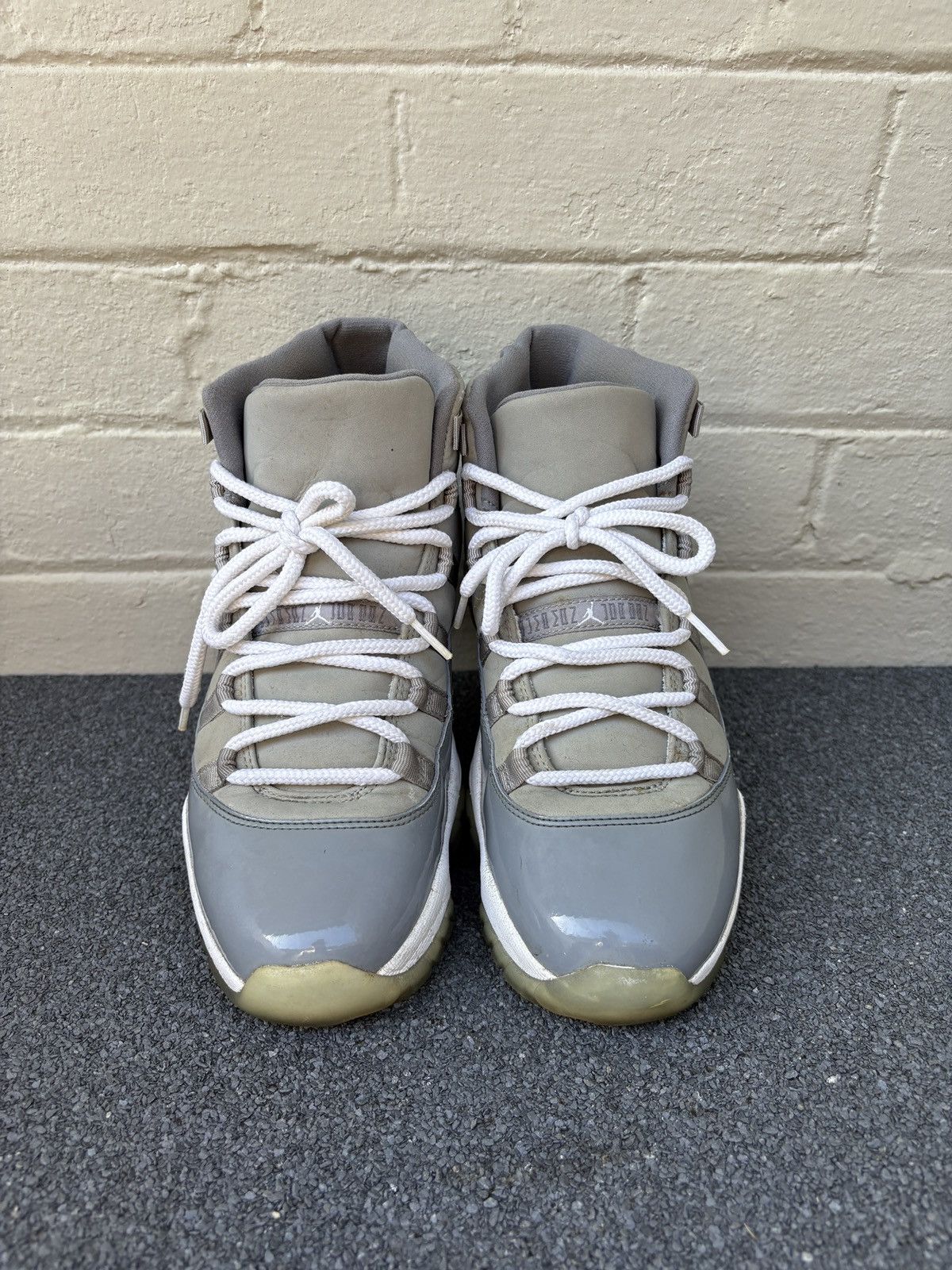 Jordan Brand × Nike Air Jordan 11 Retro 'Cool Grey' 2010 Reissue Size US 10 / EU 43 - 2 Thumbnail