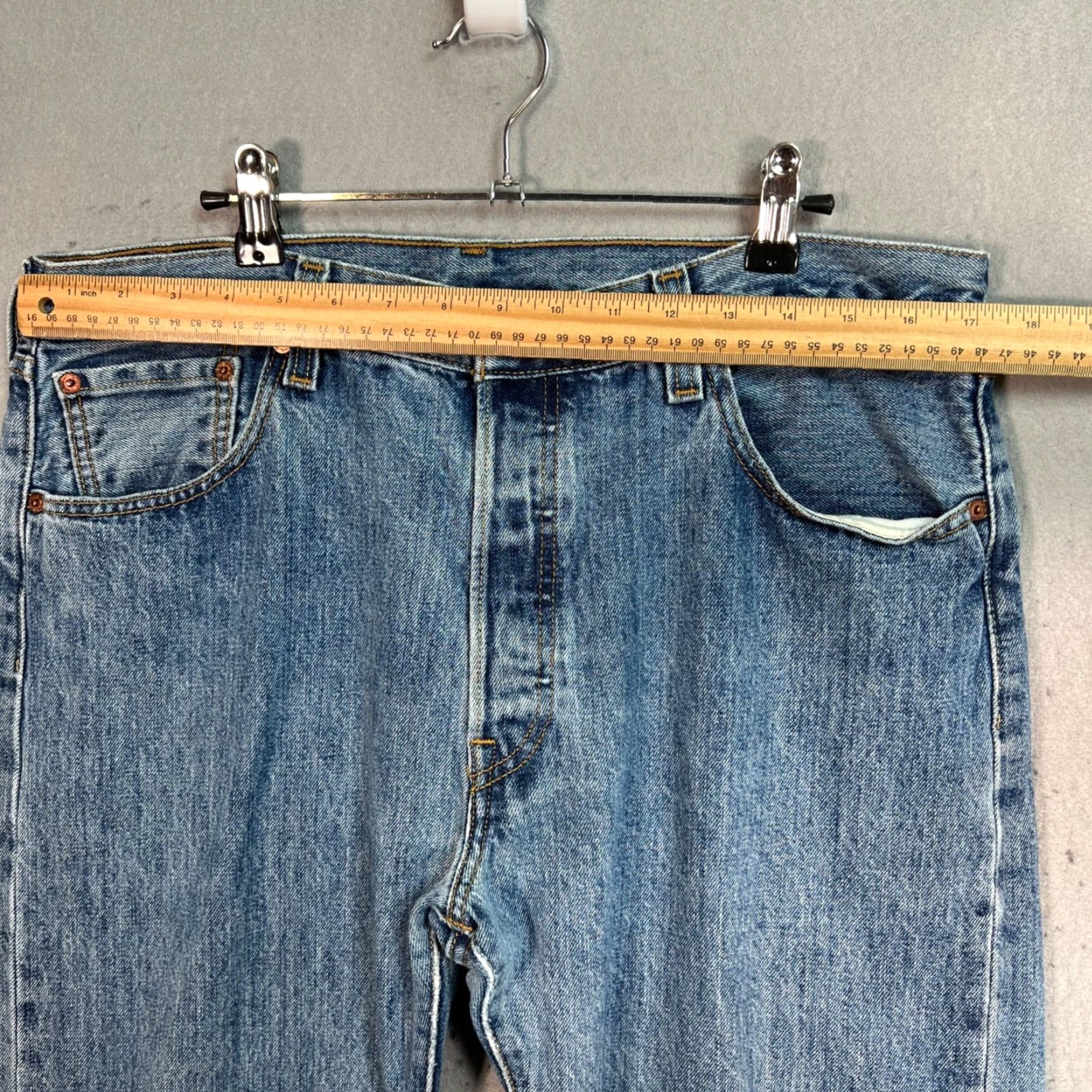 Levi's VINTAGE Levi's 501 Jeans Mens Straight Inseam 29 in 36 x 30 Blue Denim Cotton Cotton Denim | Levi's 501 | Jeans | Men Size US 36 / EU 52 - 5 Thumbnail