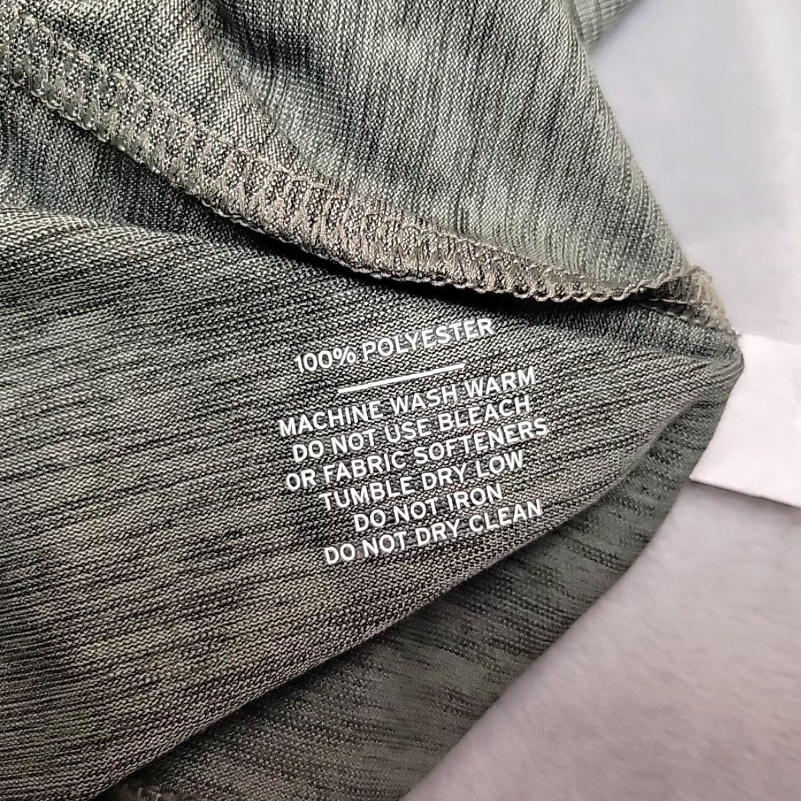 Vintage REI Co Op Shirt Men 2XL Green Tank Top Performance Stretch Wicking Outdoor TEE Sleeveless Pullover Crew Neck Logo Machine Washable Sports Outdoor Size US XXL / EU 58 / 5 - 5 Thumbnail