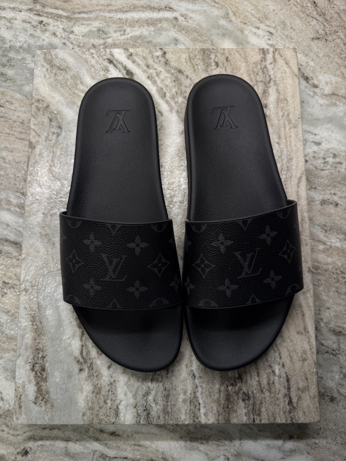 Louis Vuitton Louis Vuitton Waterfront Mule Size US 10 / EU 43 - 3 Thumbnail