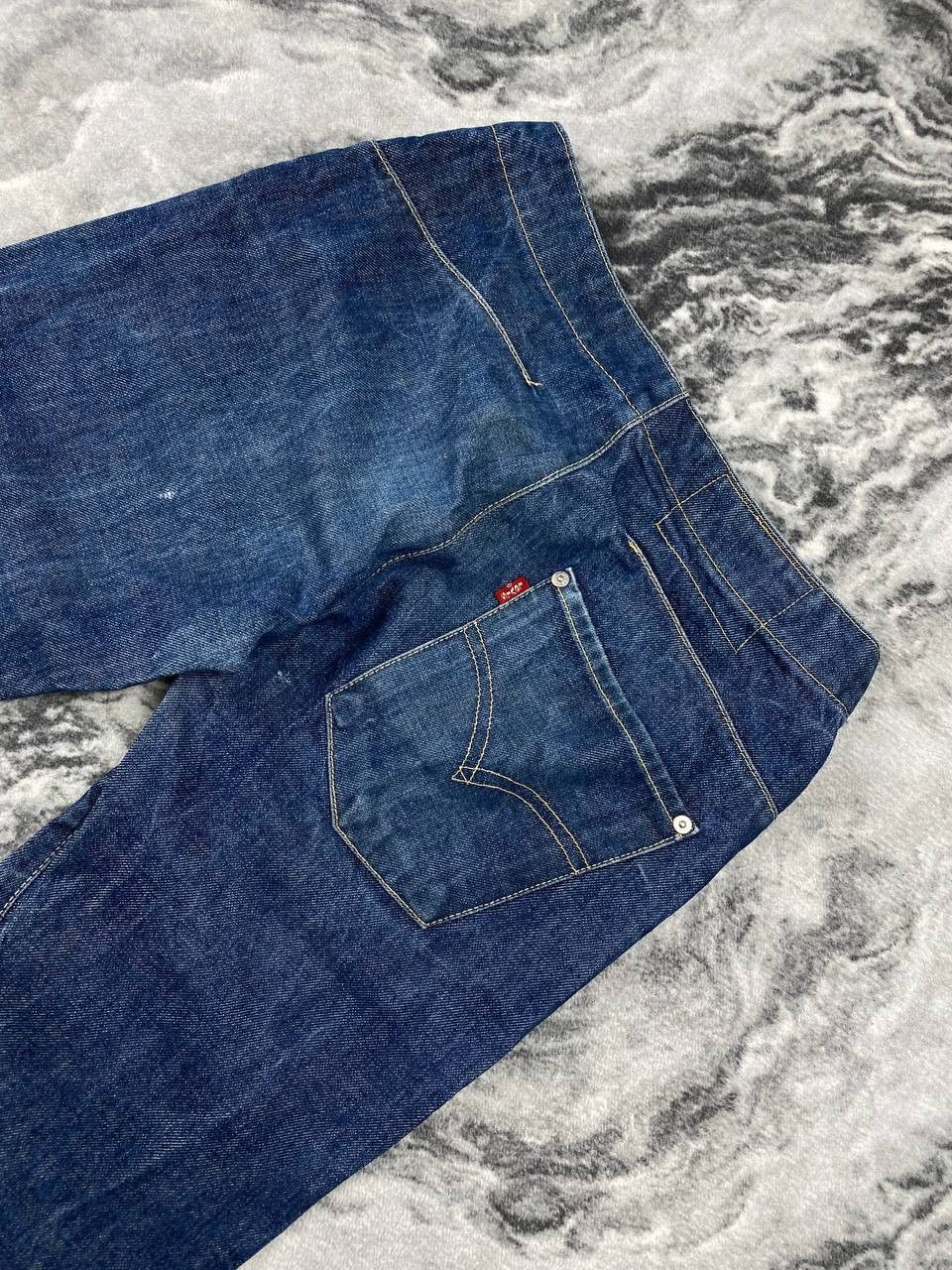 Levi's Vintage Levi’s Engineered Twisted Seams Cinch Denim Jeans Size US 27 - 7 Thumbnail