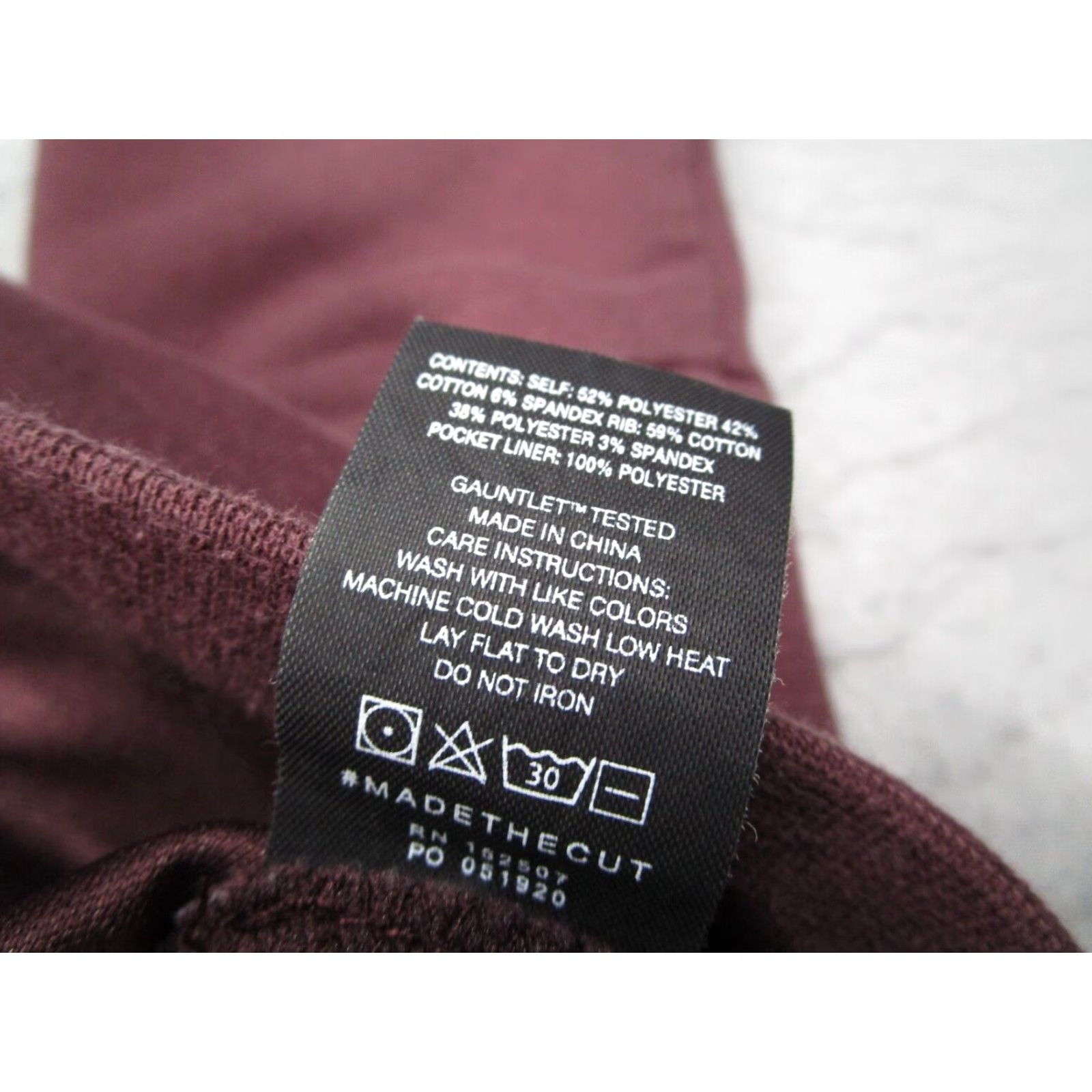 Cuts Cuts Mens Red Hoodie Pullover Knit Sweatshirt Zipless Drawstring Pockets All Seasons Gym Training Cross Training Nylon Fleece Logo Size US M / EU 48-50 / 2 - 5 Thumbnail