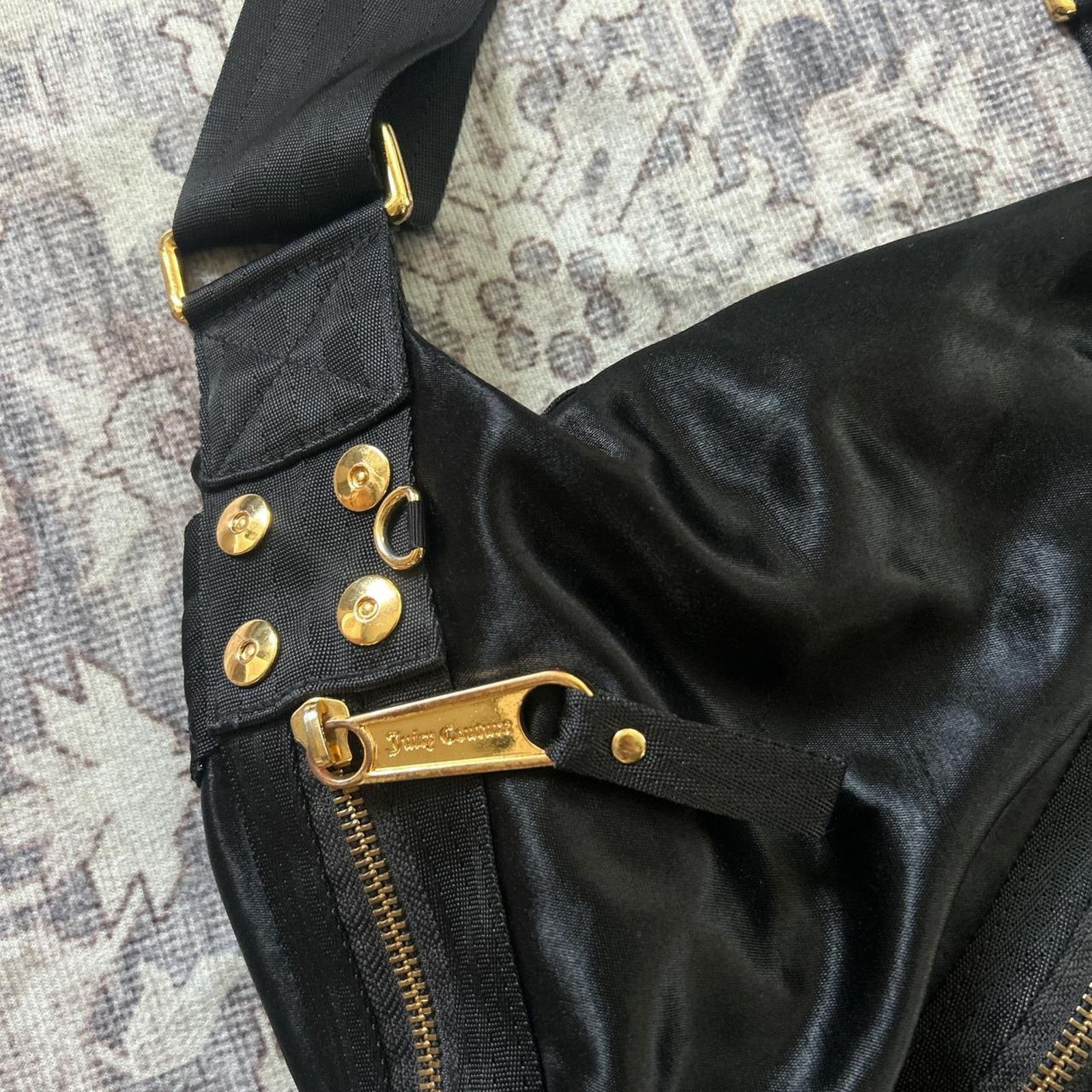 Juicy Couture Authentic y2k Juicy Couture black nylon shoulder bag Size ONE SIZE - 2 Thumbnail