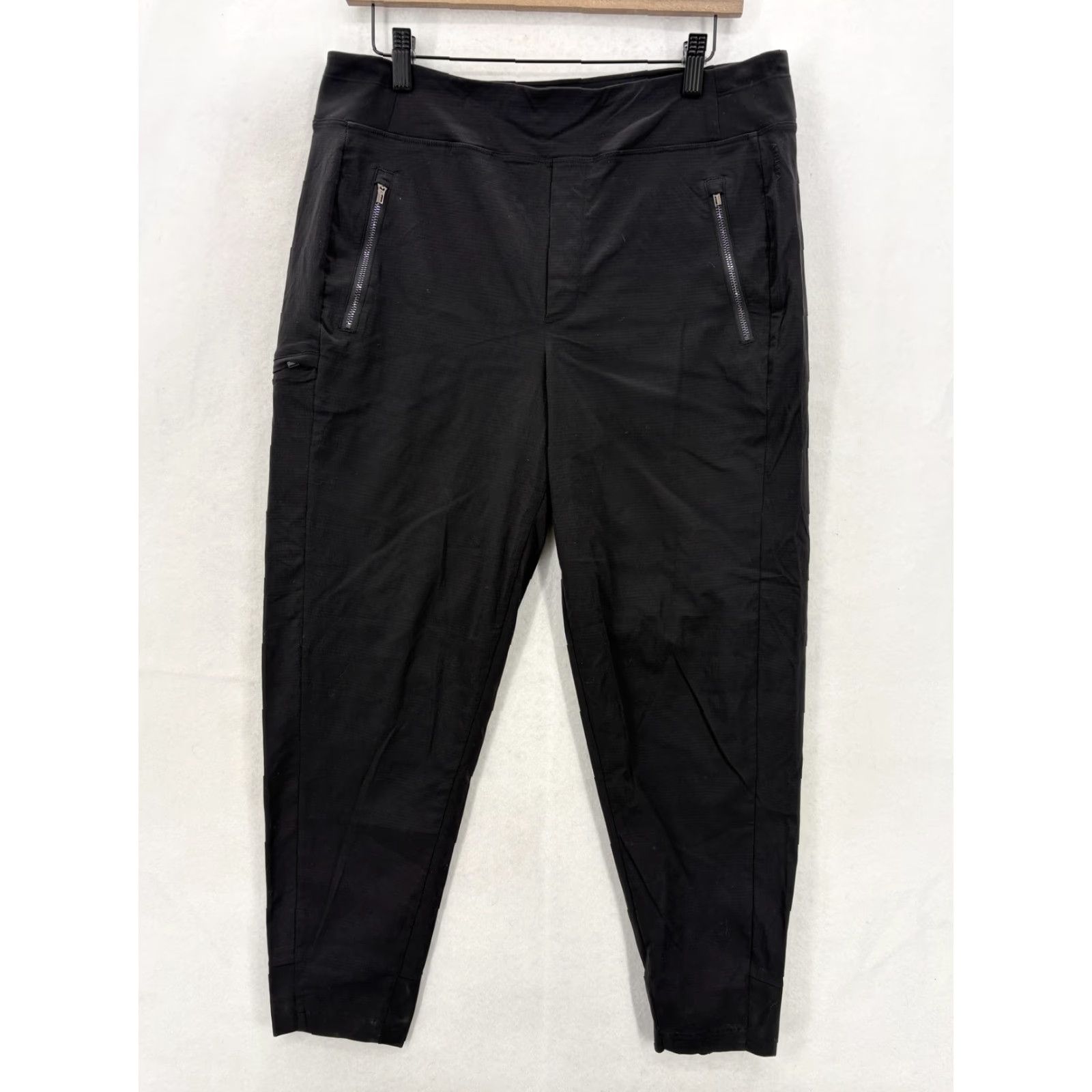 Athleta Athleta Trekkie North High Rise Jogger Pants Womens 12 Black Ripstop Taper Gym Size 34" / US 12 / IT 48 - 2 Thumbnail