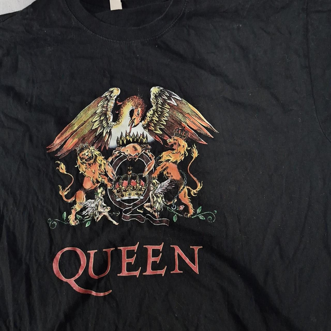 Other Black and red Queen band tee #rockmusic Size US L / EU 52-54 / 3 - 2 Thumbnail
