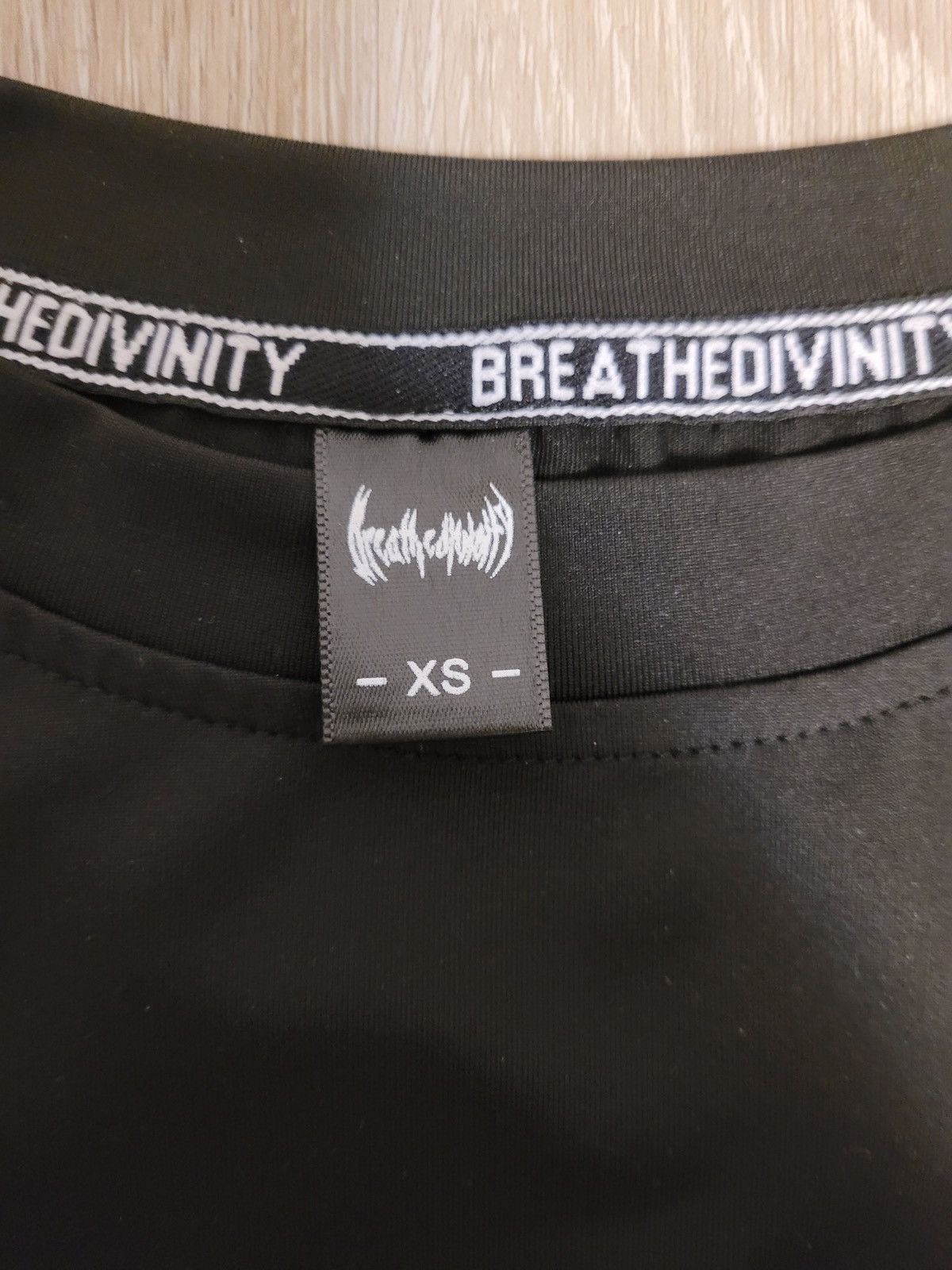 Other Breathe Divinity compression t-shirt Size US XS / EU 42 / 0 - 2 Thumbnail
