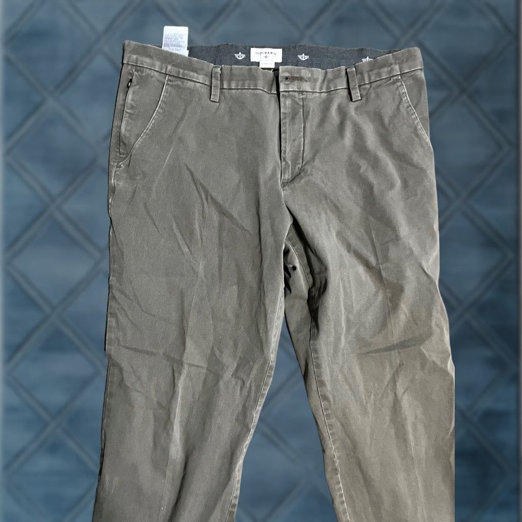 Dockers DOCKERS Pants Flat Front Straight Fit Mens 38x32 Brown Chino Distressed Cotton Belt Loops Angled Size US 38 / EU 54 - 1 Thumbnail
