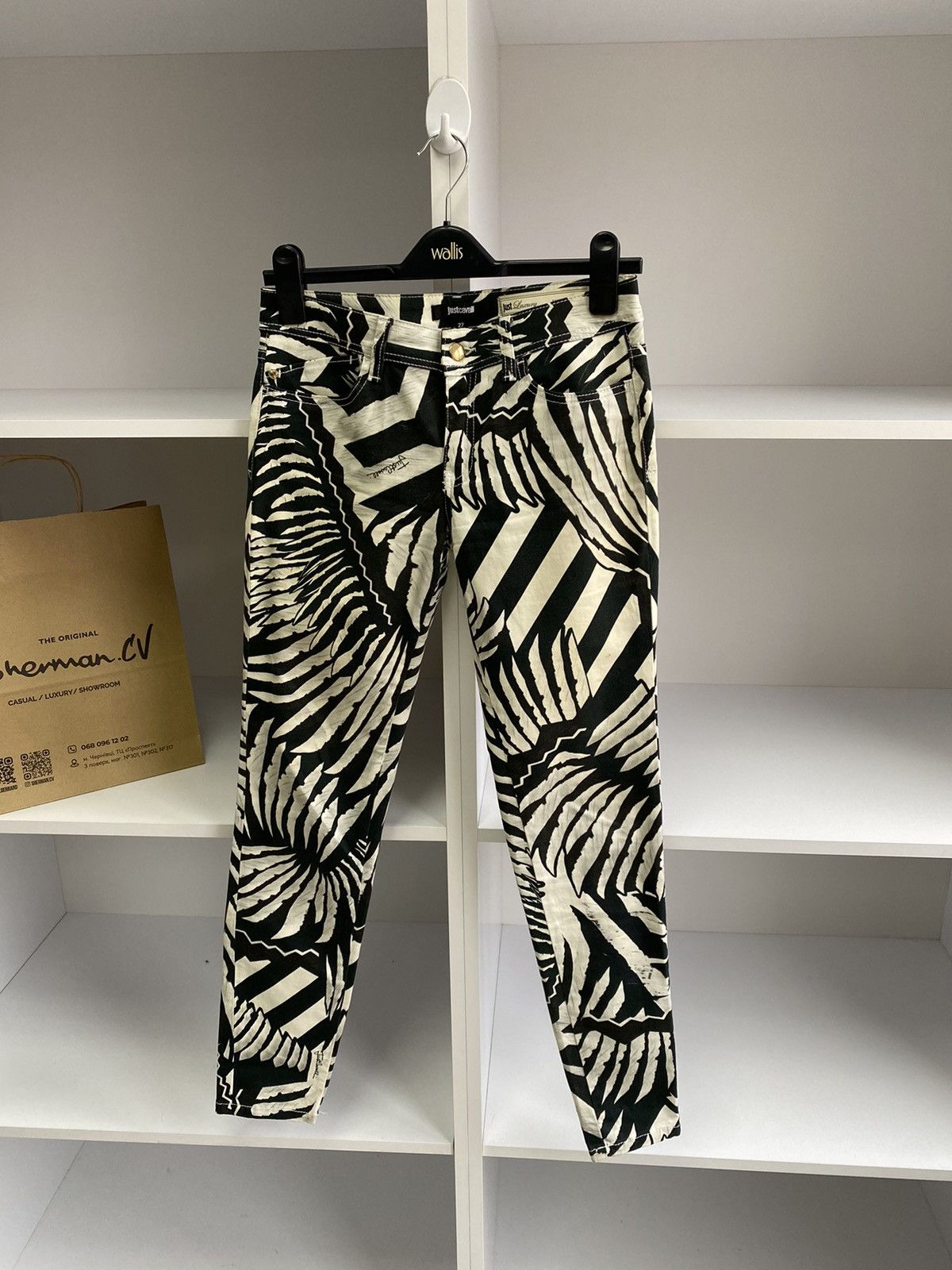 Just Cavalli × Vintage Vintage Just Cavalli Black/White Printed women’s pants Size 27" / US 4 / IT 40 - 5 Thumbnail