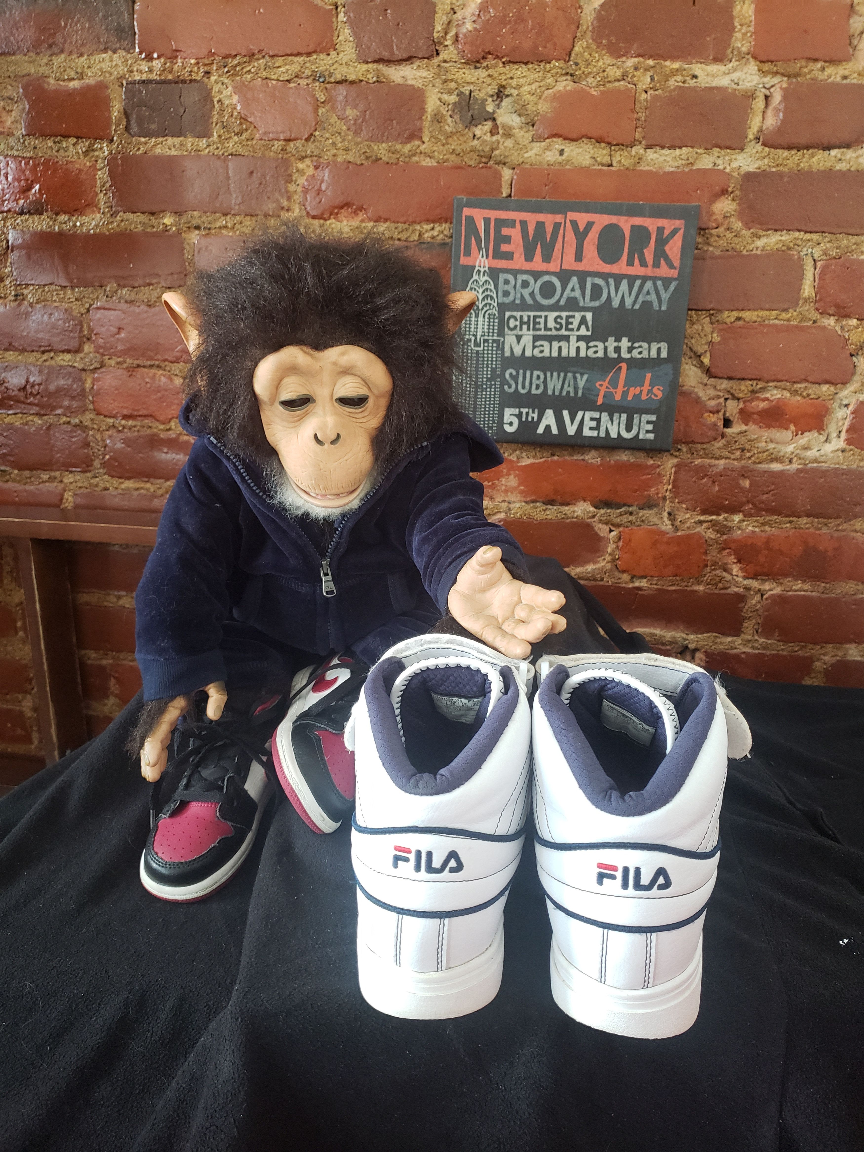 Fila Fila Size US 7.5 / EU 40-41 - 4 Thumbnail