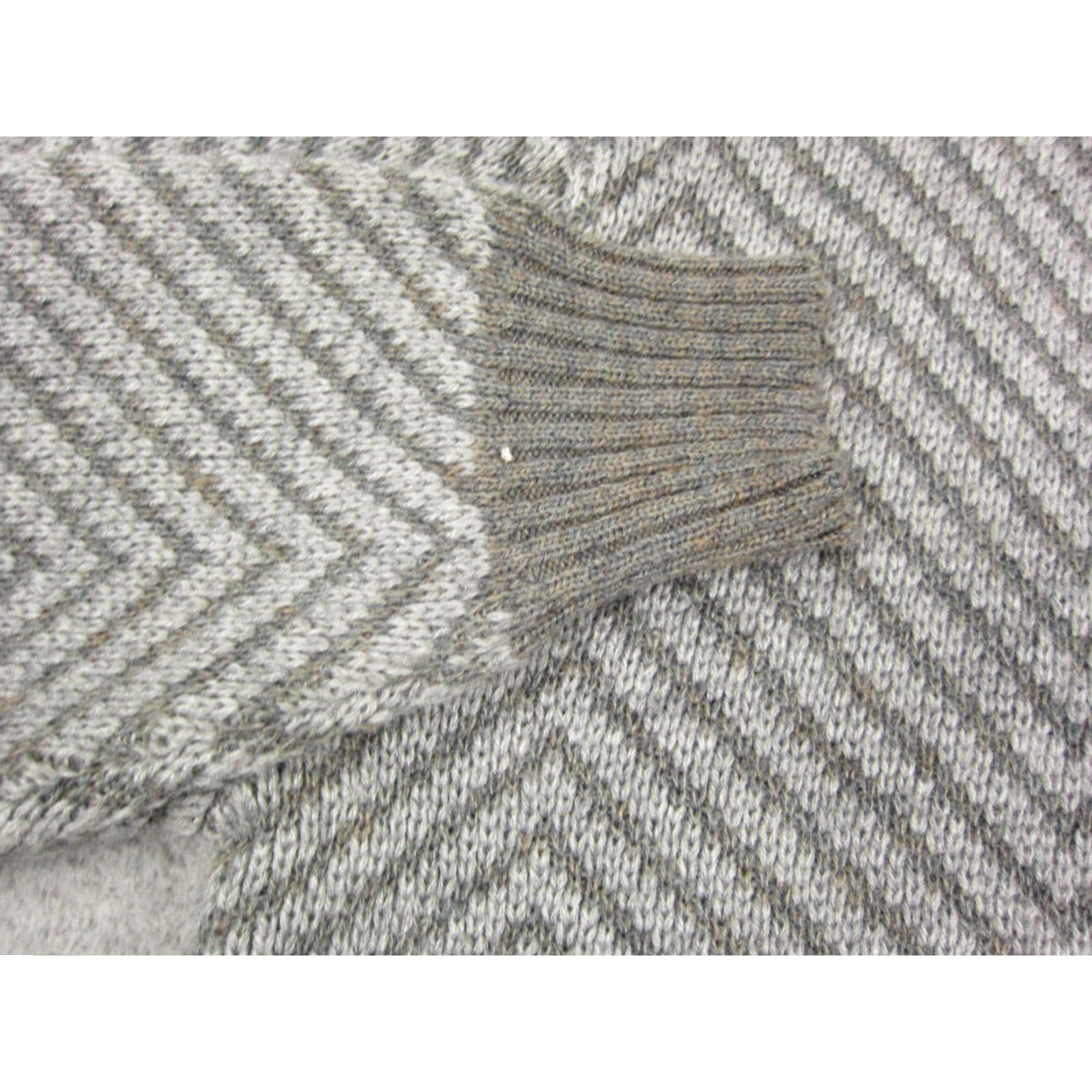Vintage VINTAGE Heming Way Point Cardigan Mens M Gray Zig Zag 80s Wool Sweater Shirt Knit Jumper Style Cardigan Mens Regular Winter Fall Spring Mens Size US M / EU 48-50 / 2 - 4 Thumbnail