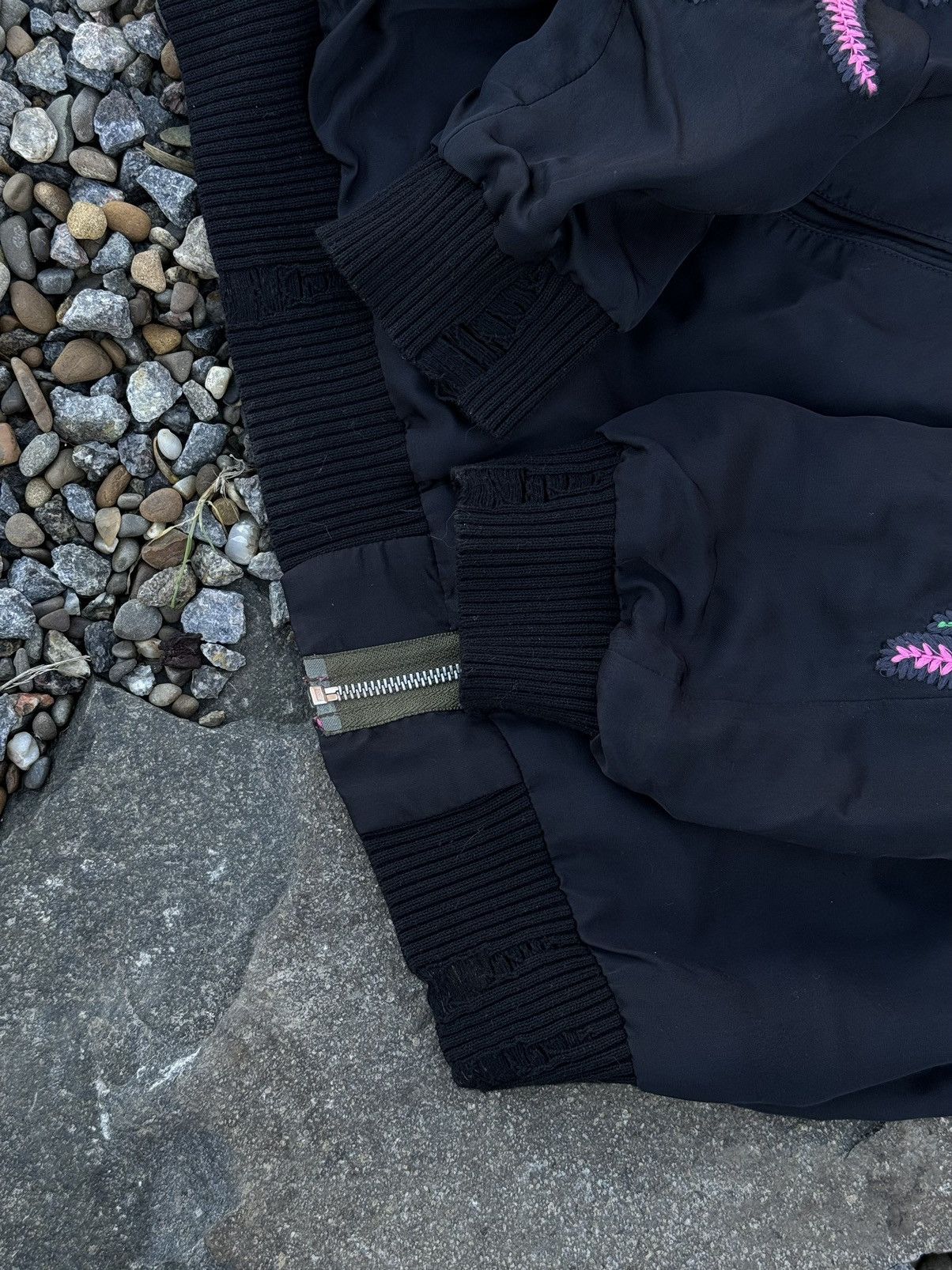 Other Diesel double side silk printed bomber jacket pink black Size US L / EU 52-54 / 3 - 9 Thumbnail