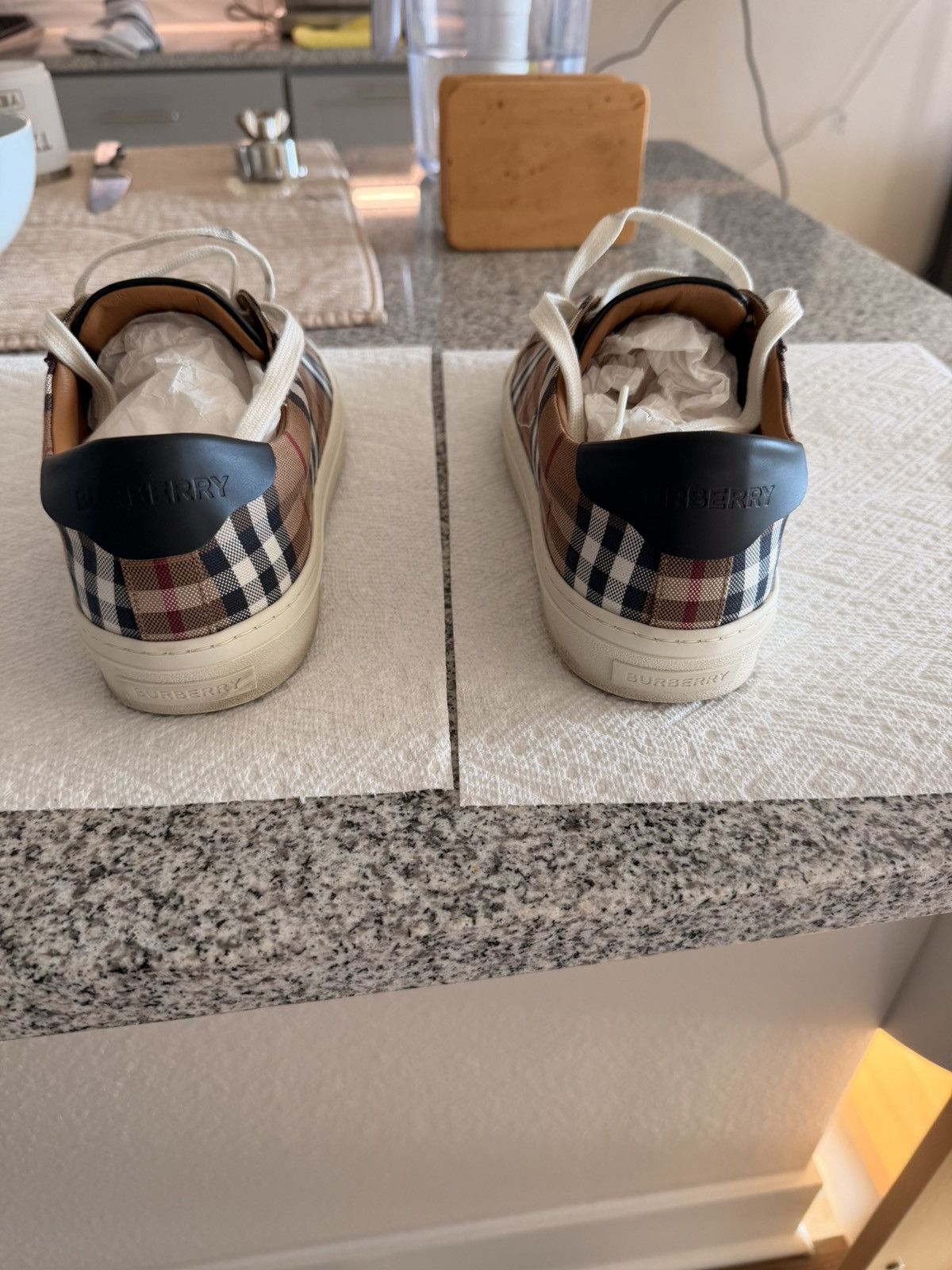 Burberry Burberry Check Print Low Top Sneakers Size US 8.5 / EU 41-42 - 4 Thumbnail