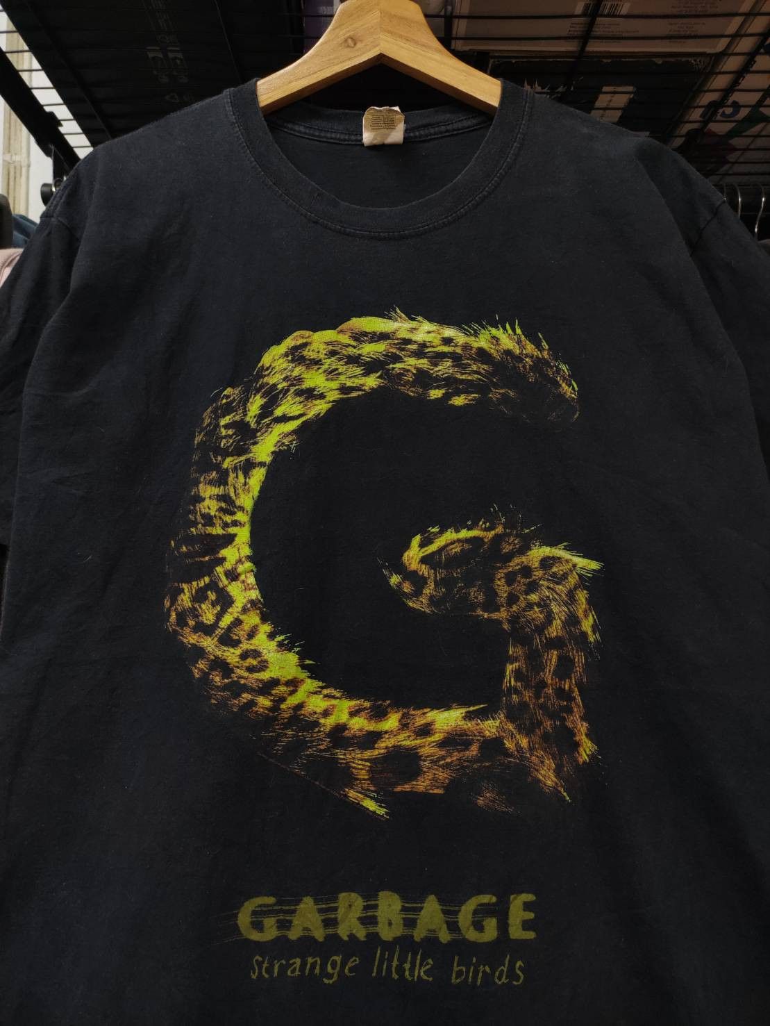 Band Tees Garbage Band " Strange Little Birds " Album Promo T-Shirt Size US XL / EU 56 / 4 - 1 Thumbnail