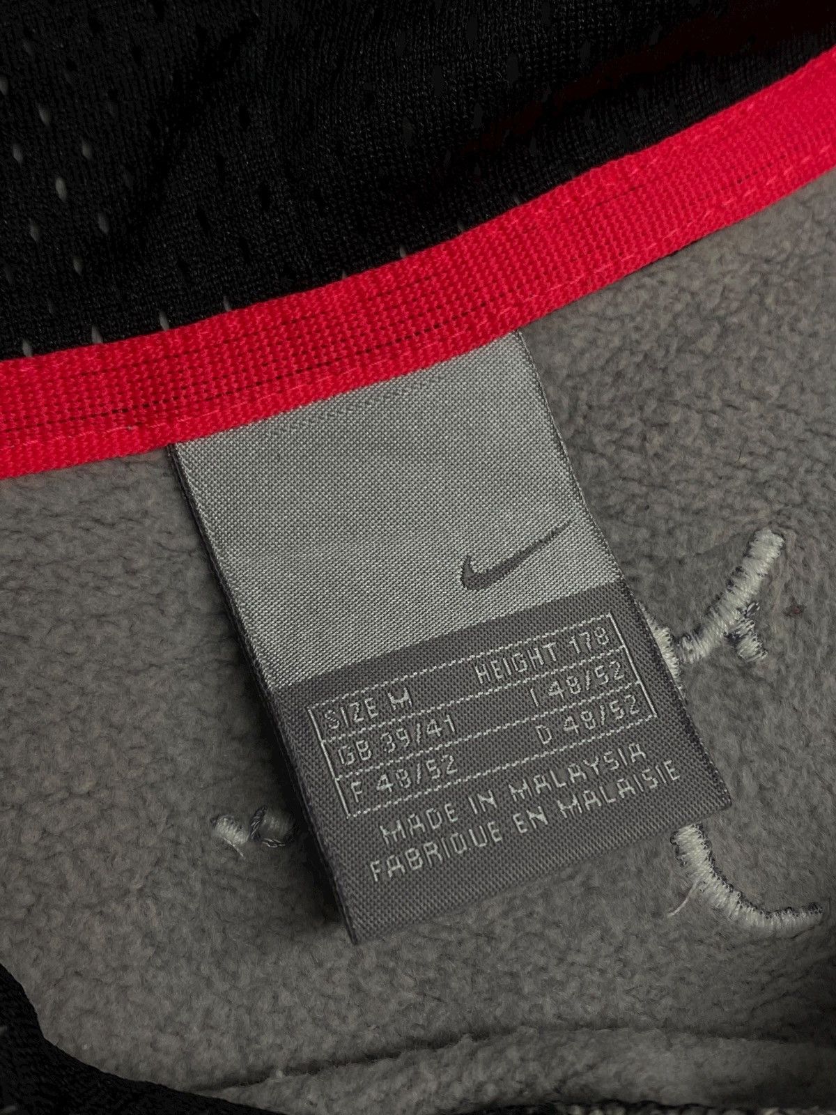 Nike 🔥 2000s NIKE BASKETBALL RARE HOODIE 3D LOGO CONTRAST STITCH Size US M / EU 48-50 / 2 - 21 Thumbnail