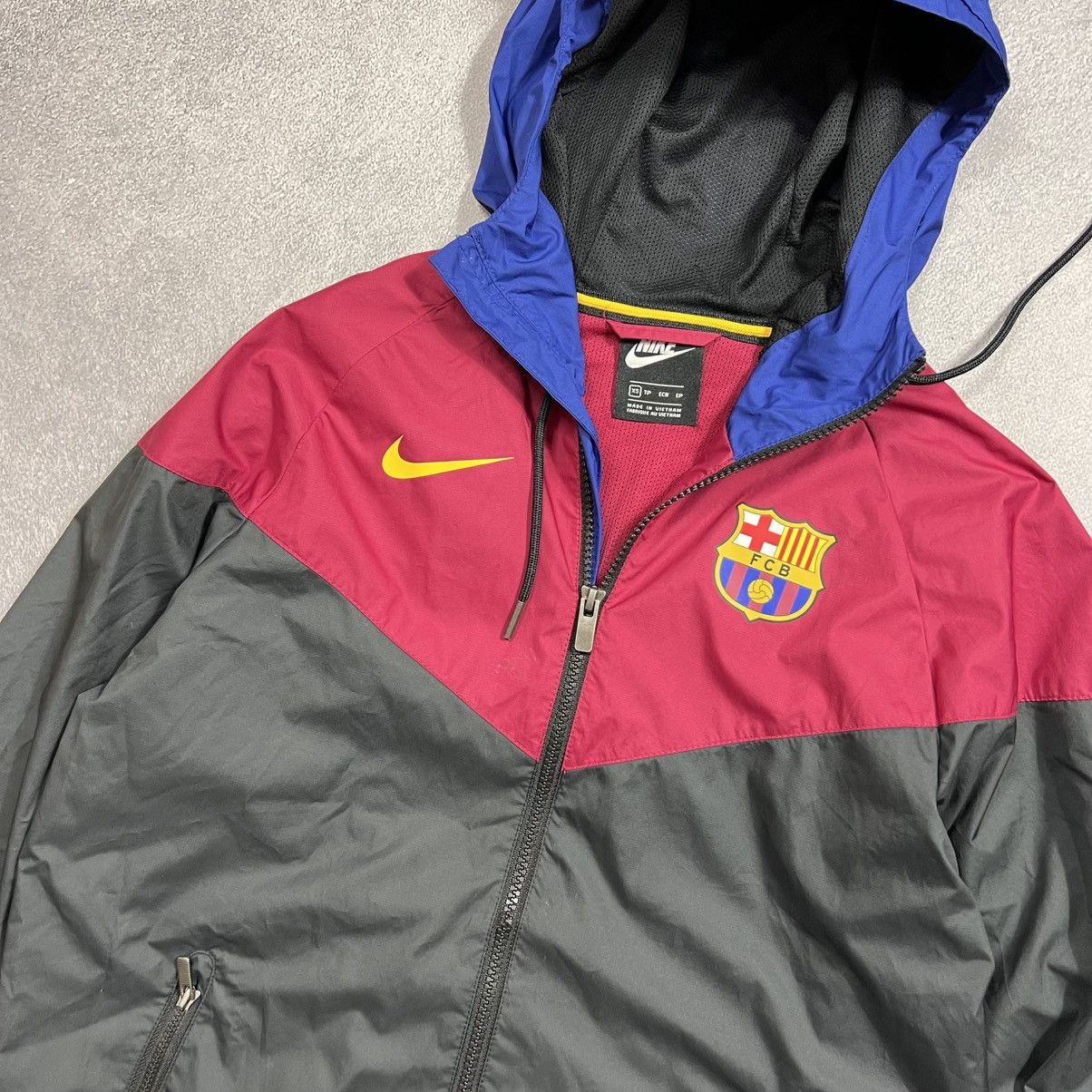Other 💙❤️Vintage Nike Barcelona Nylon Training Jacket Hype Size US S / EU 44-46 / 1 - 6 Thumbnail