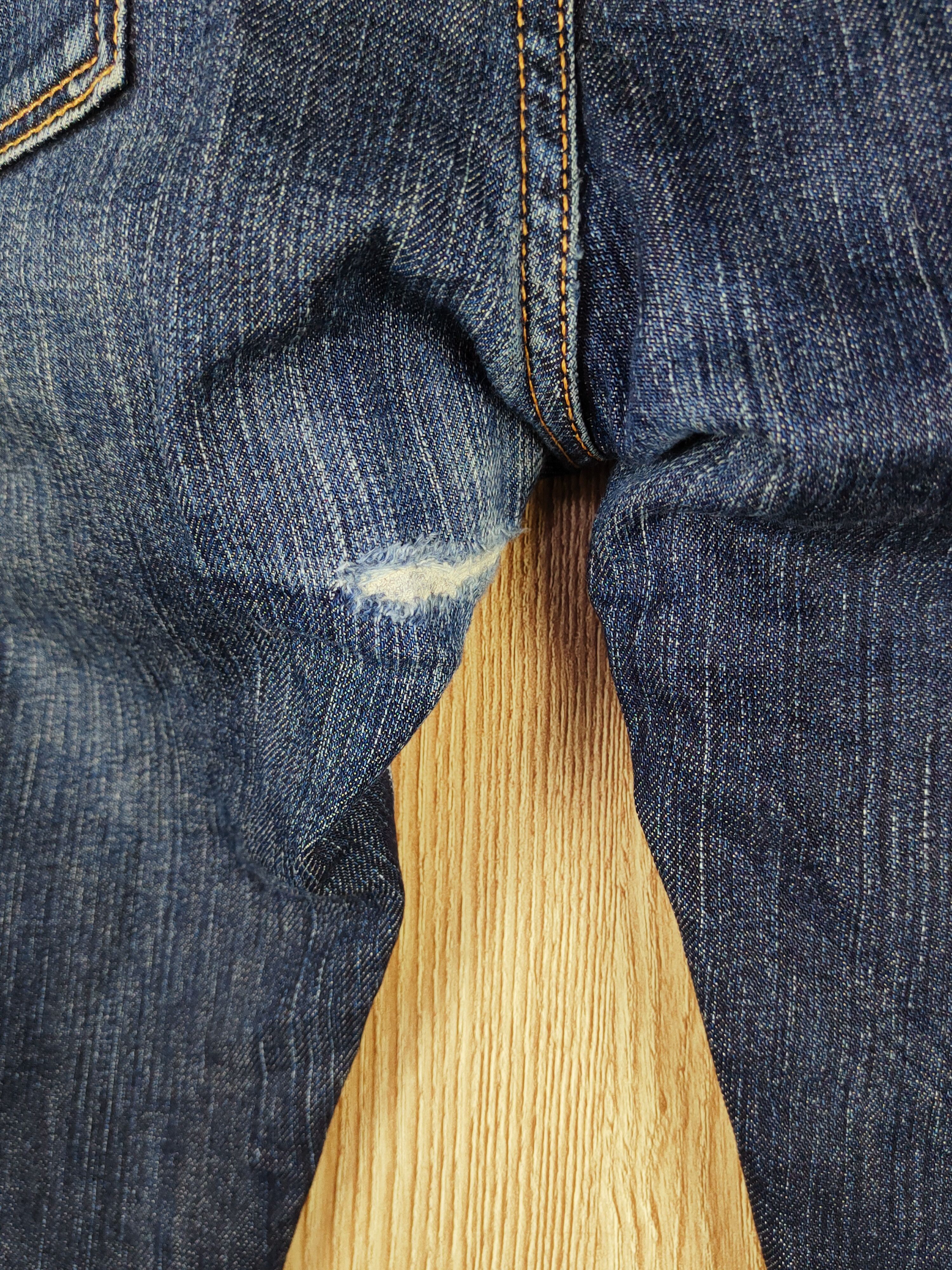 Levi's 510 Levi's Dark Blue Distressed Ripped Skinny Jeans #S2711 Size US 31 - 8 Thumbnail