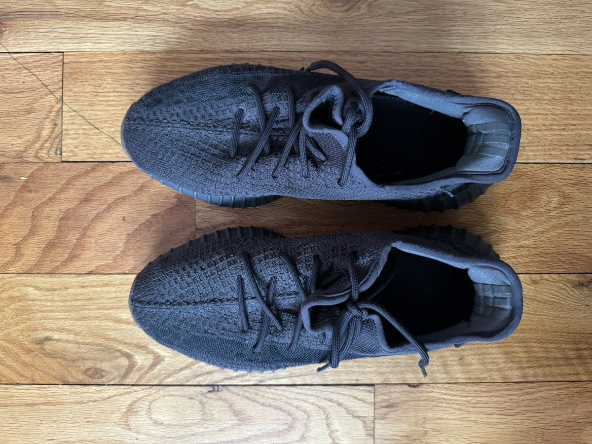 Yeezy Yeezy Boost 350 V2 Cinder Size US 10.5 / EU 43-44 - 1 Thumbnail