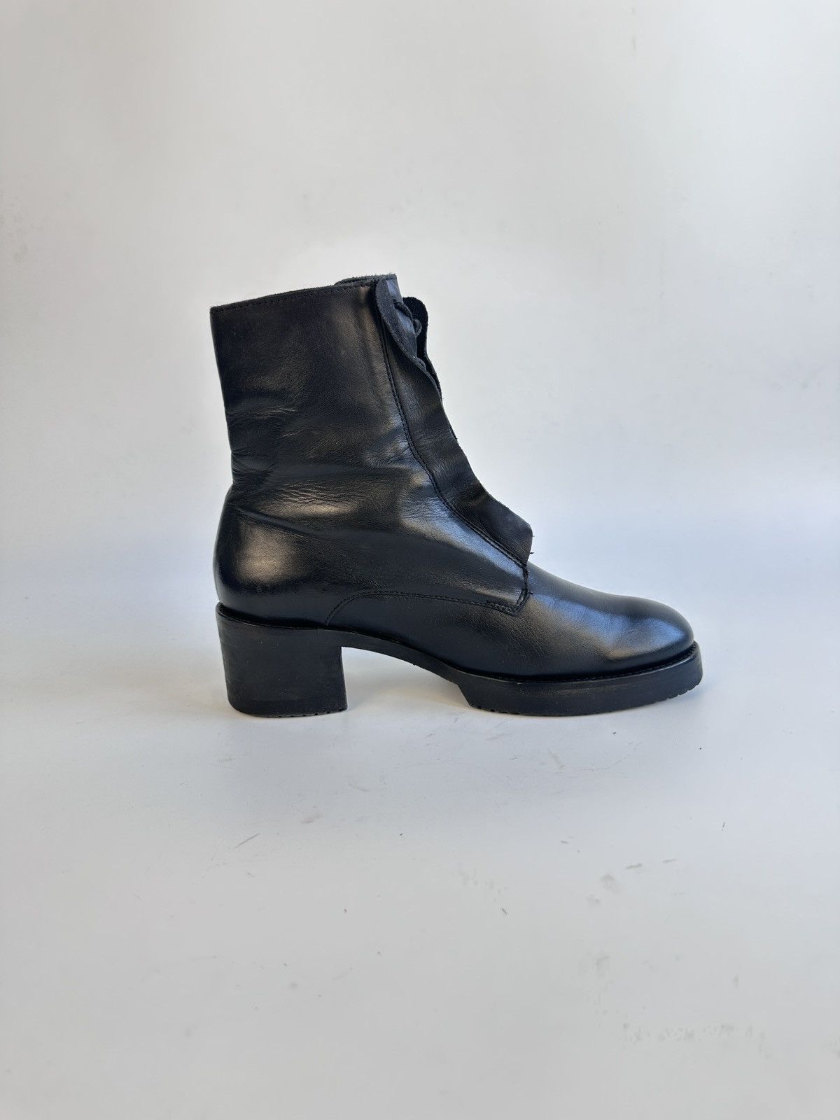 Cos COS Black Leather Lace Up Ankle Boots Size EU 39 Portugal Size US 8.5 / IT 38.5 - 11 Thumbnail