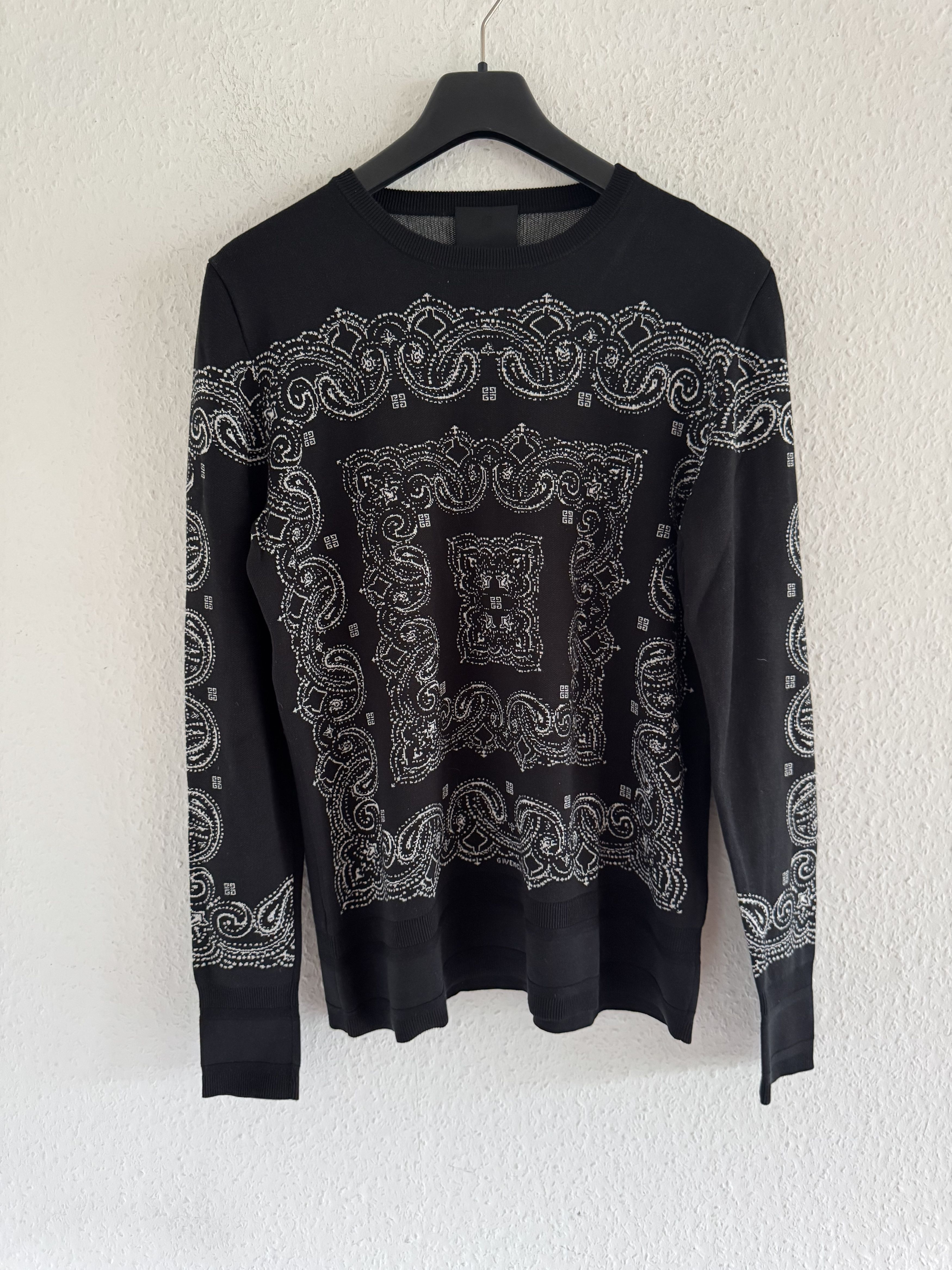 Givenchy Black White Paisley Silk Pullover Size US S / EU 44-46 / 1 - 1 Thumbnail