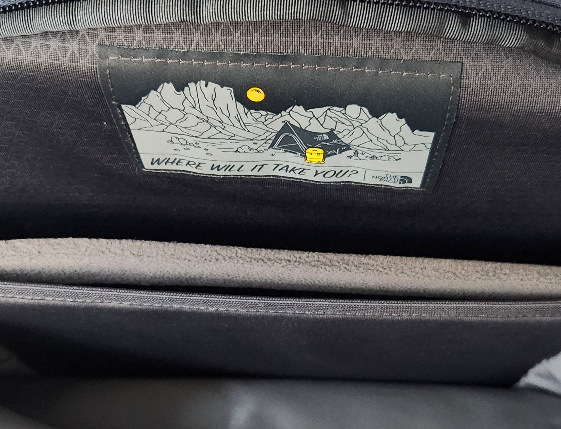 The North Face The North Face Surge Backpack Navy Blue Hiking School Size ONE SIZE - 14 Thumbnail