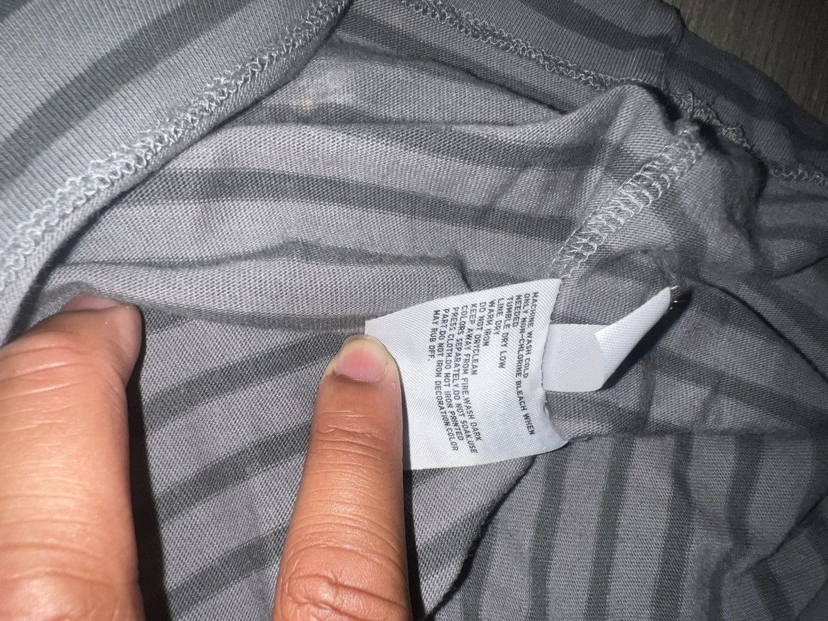 Kaws × Uniqlo Kaws x Uniqlo 2019 Collab Size US L / EU 52-54 / 3 - 4 Thumbnail
