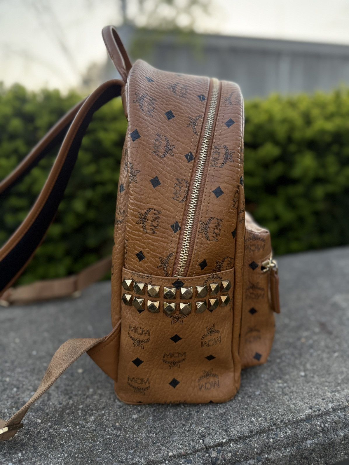 MCM MCM Classic Logo Brown Studs Medium Backpack 🧼 Size ONE SIZE - 2 Thumbnail