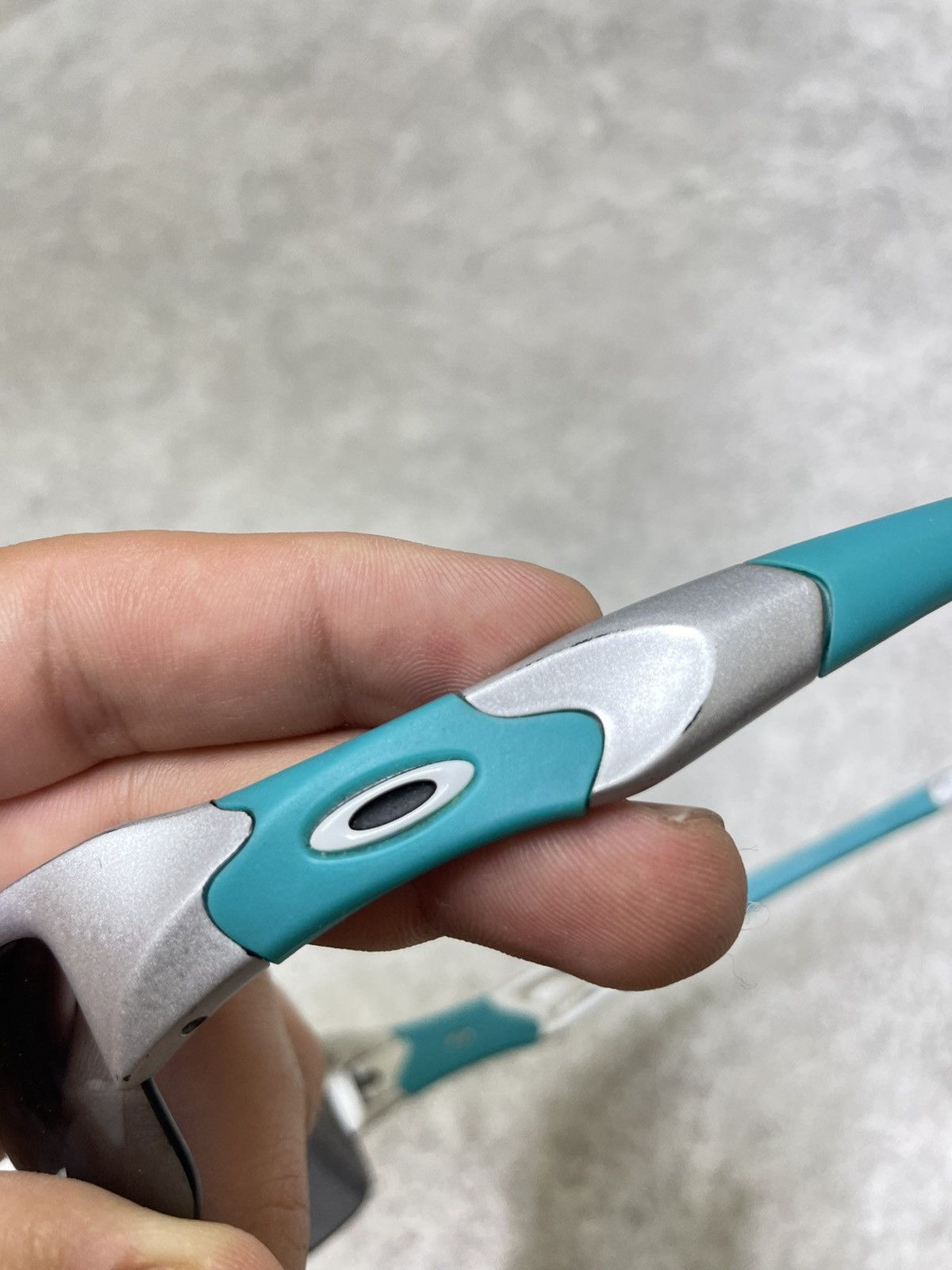 Oakley Iconic Oakley Shield Shades In Striking Turquoise — Bold Y2K Size ONE SIZE - 10 Thumbnail